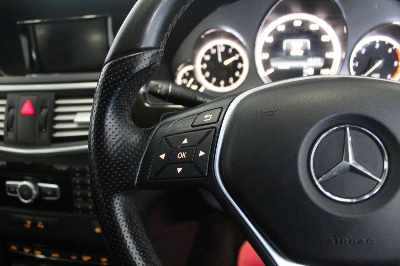 Mercedes-Benz E-Class view 44