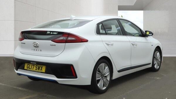 Hyundai Ioniq view 2