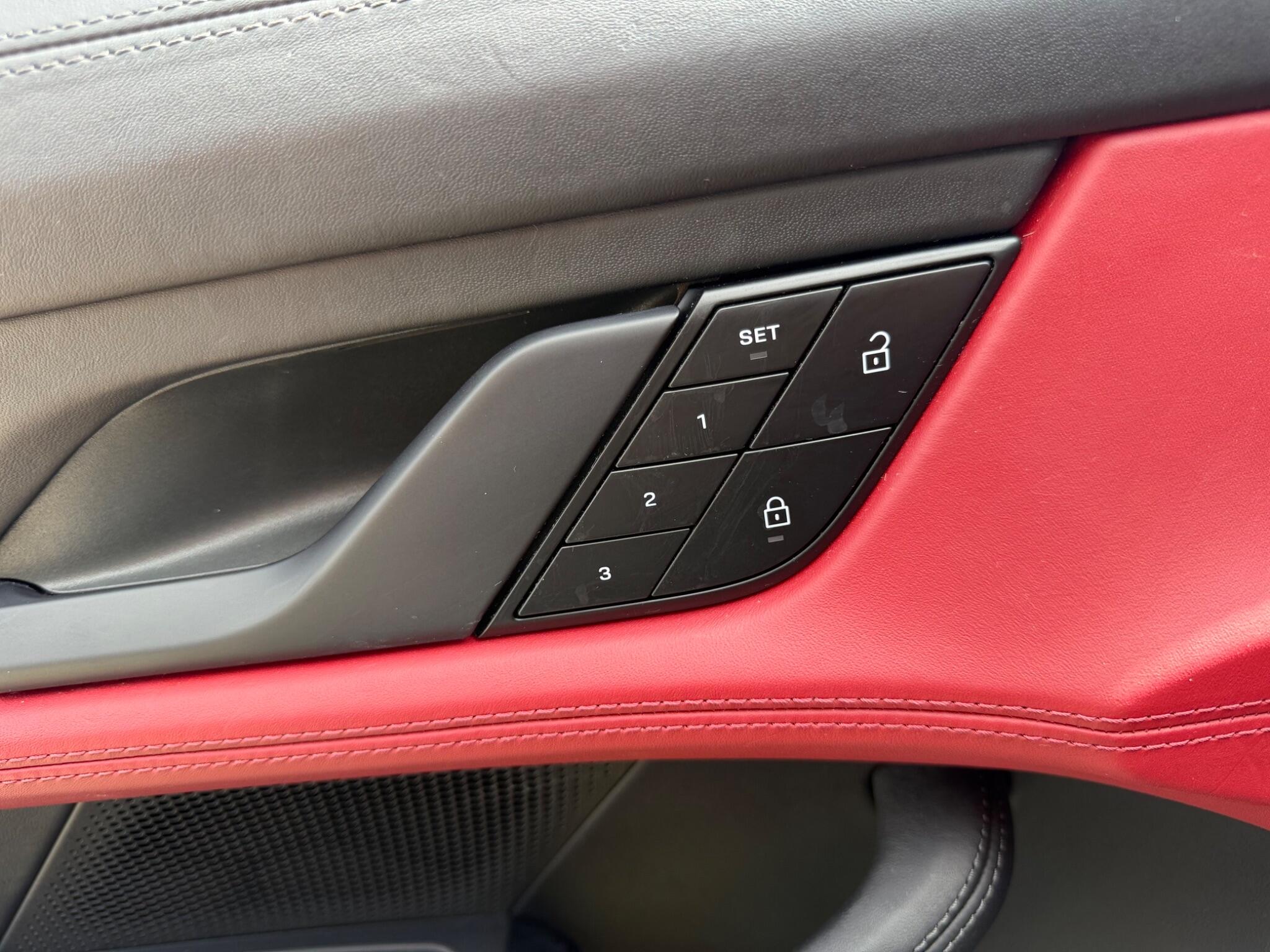 Porsche Taycan view 17