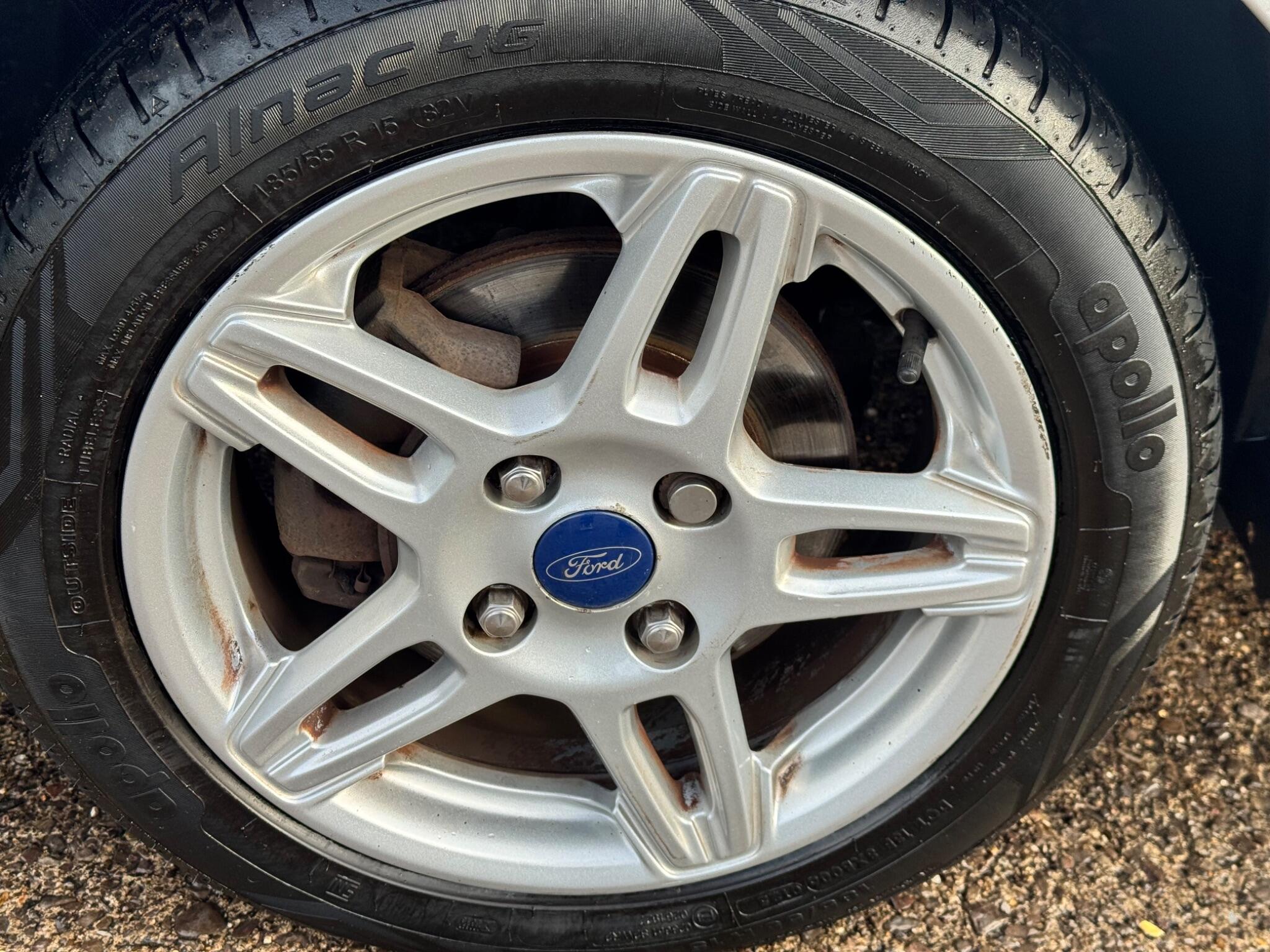 Ford Fiesta view 38