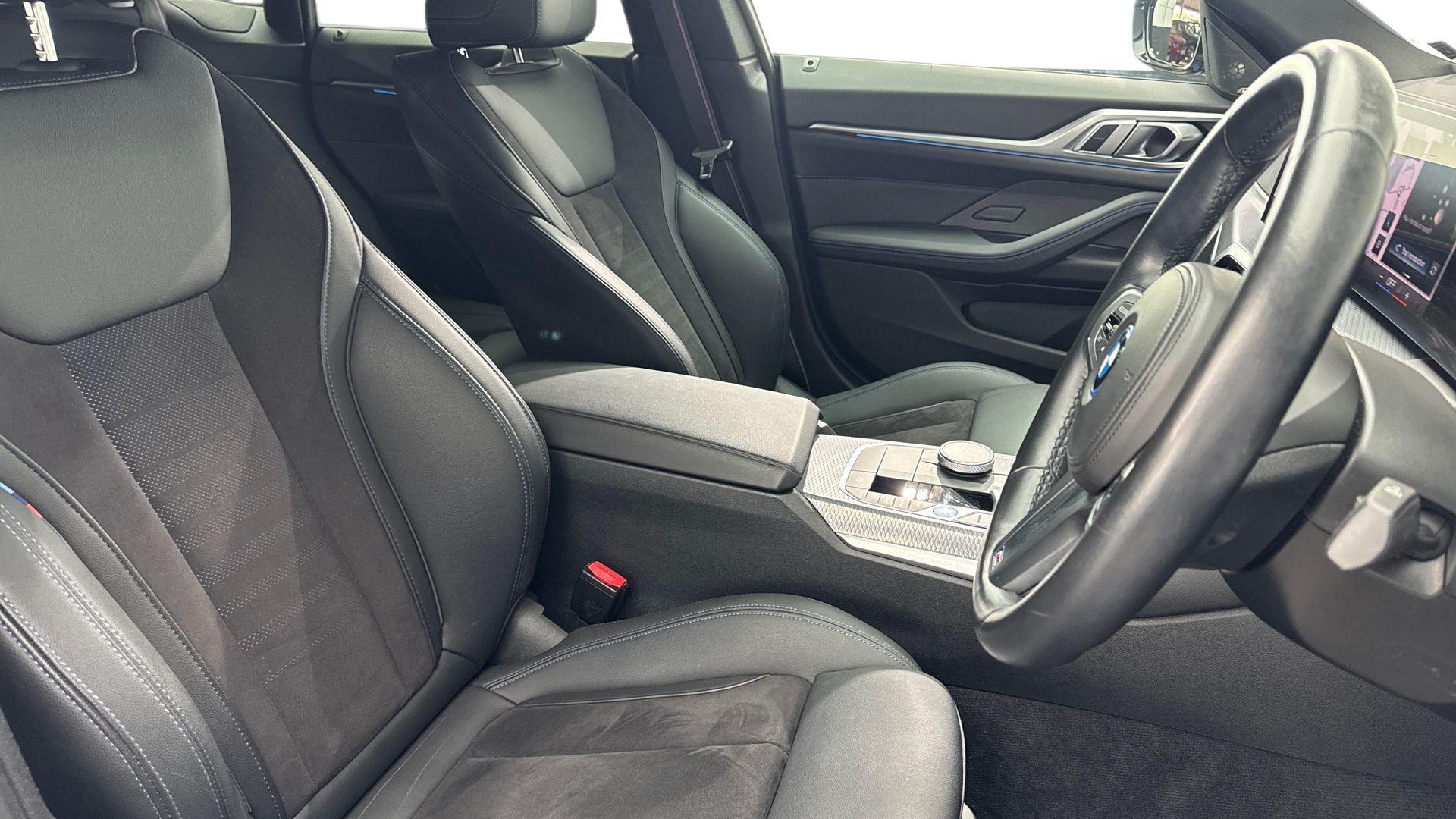 BMW i4 view 11