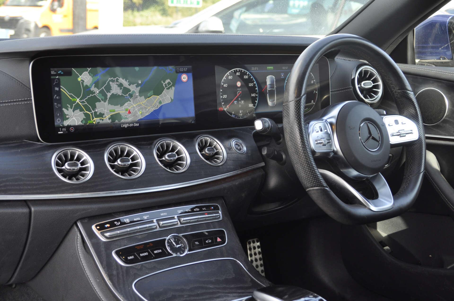 Mercedes-Benz E-Class view 14
