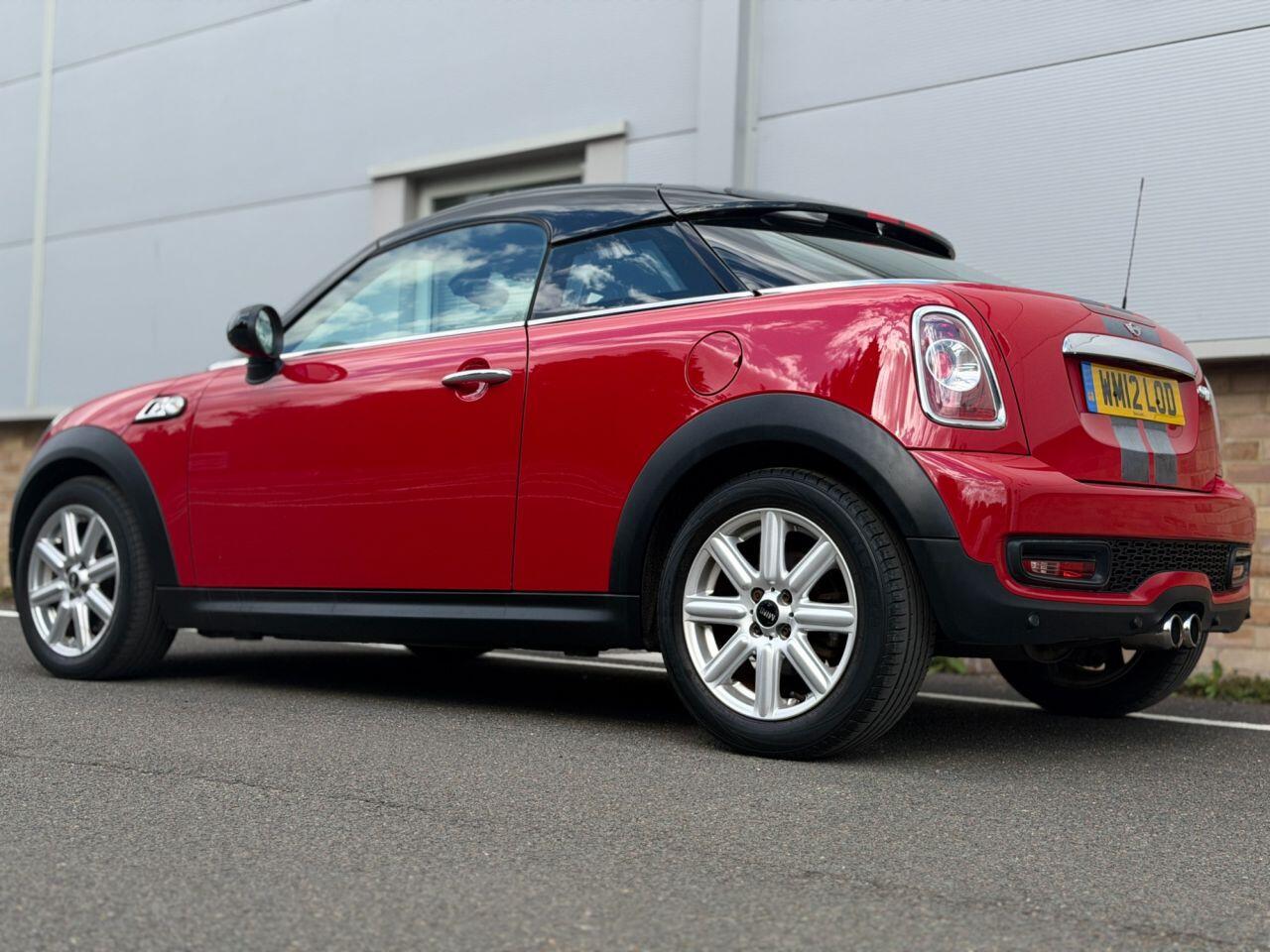 Mini Cooper view 14