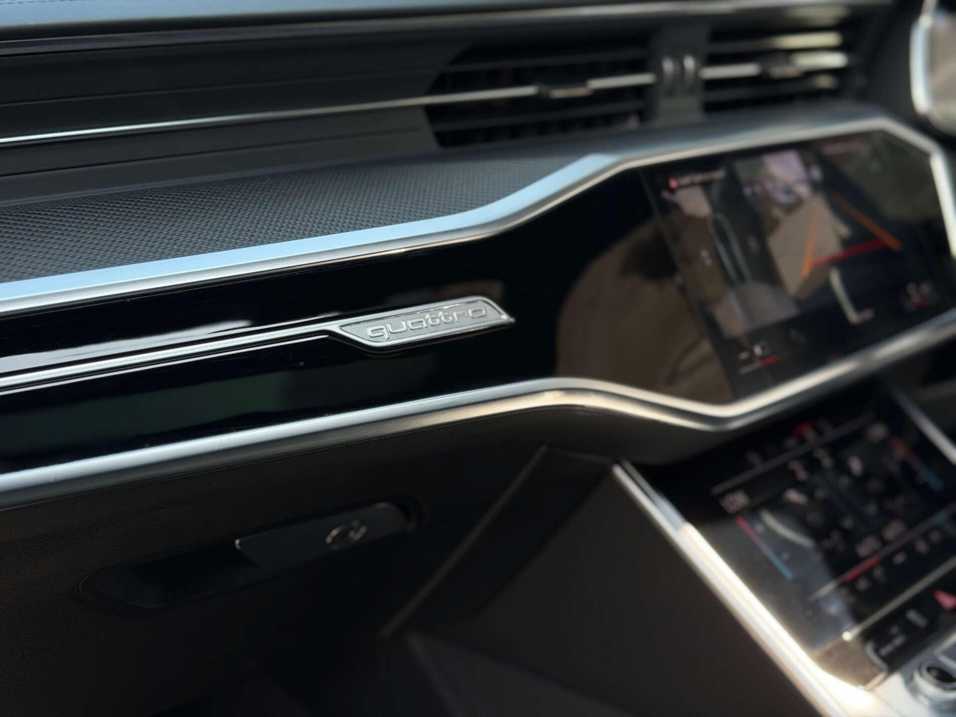 Audi RS7 view 32