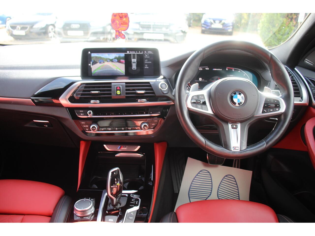 BMW X4 view 19