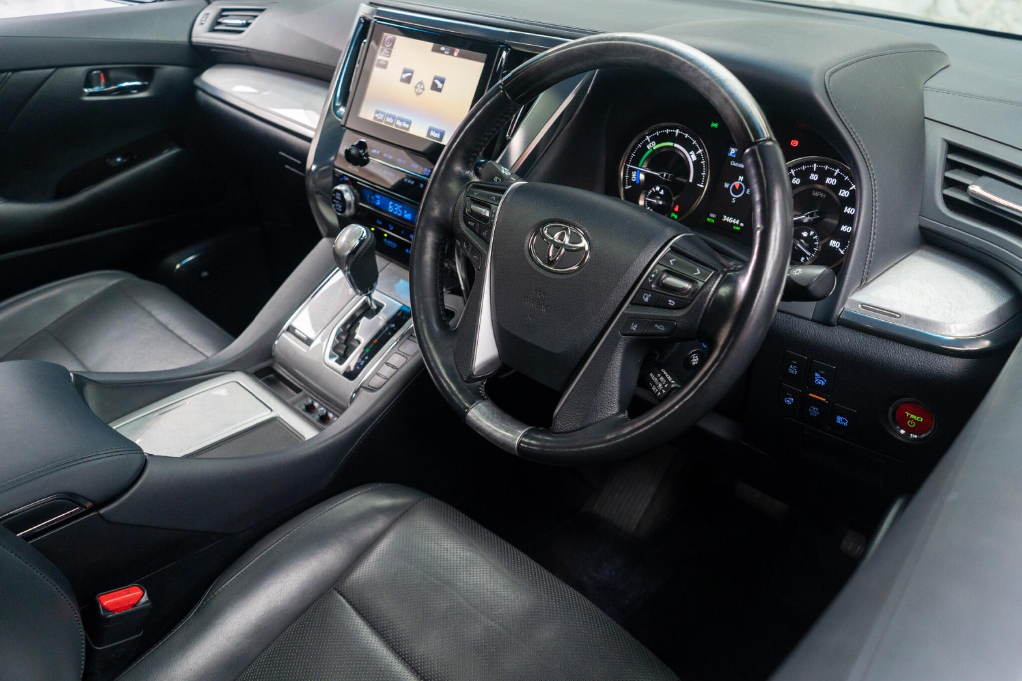 Toyota Alphard view 48