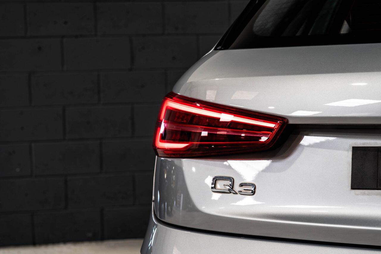 Audi Q3 view 46