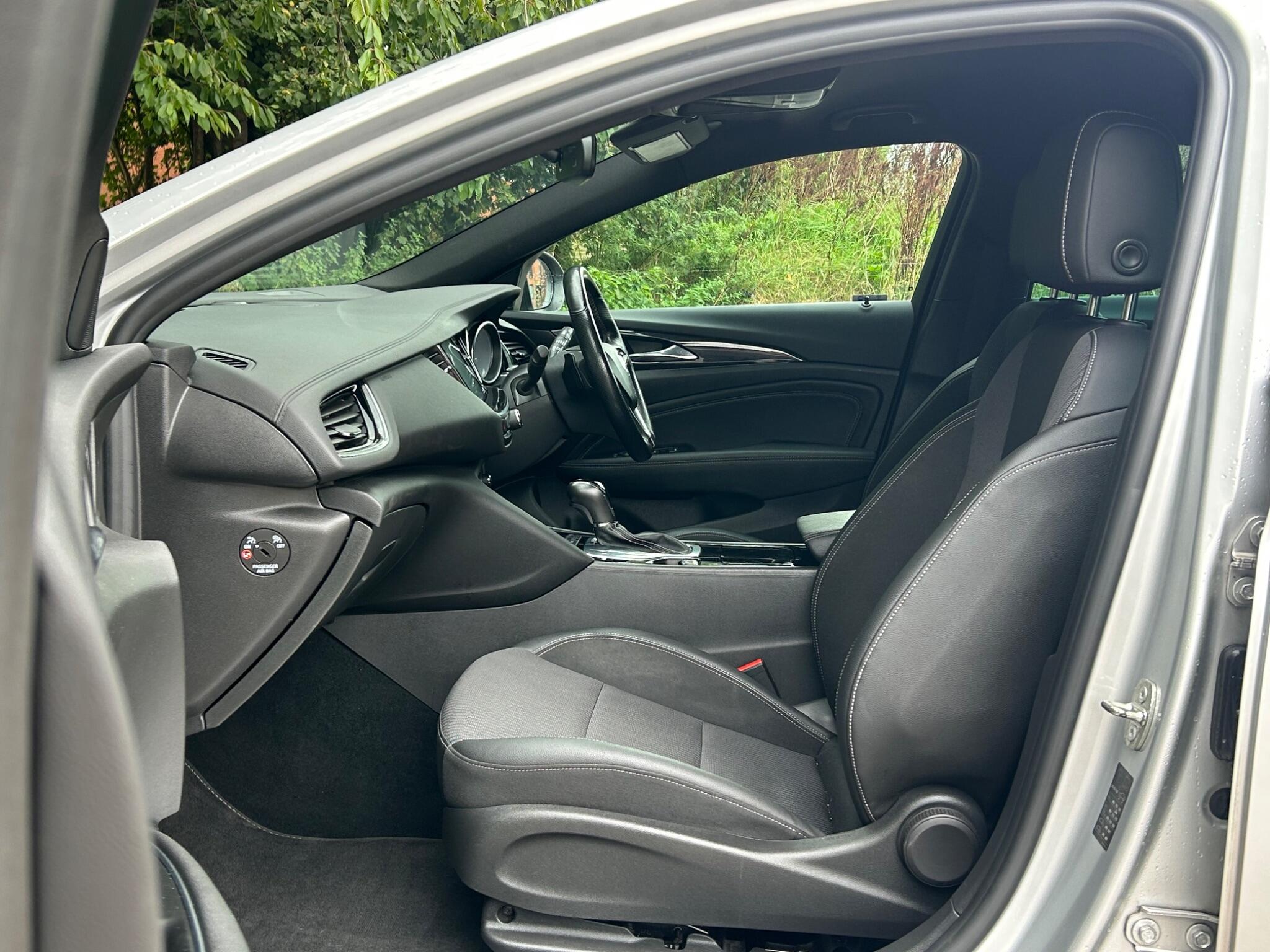 Vauxhall Insignia view 51