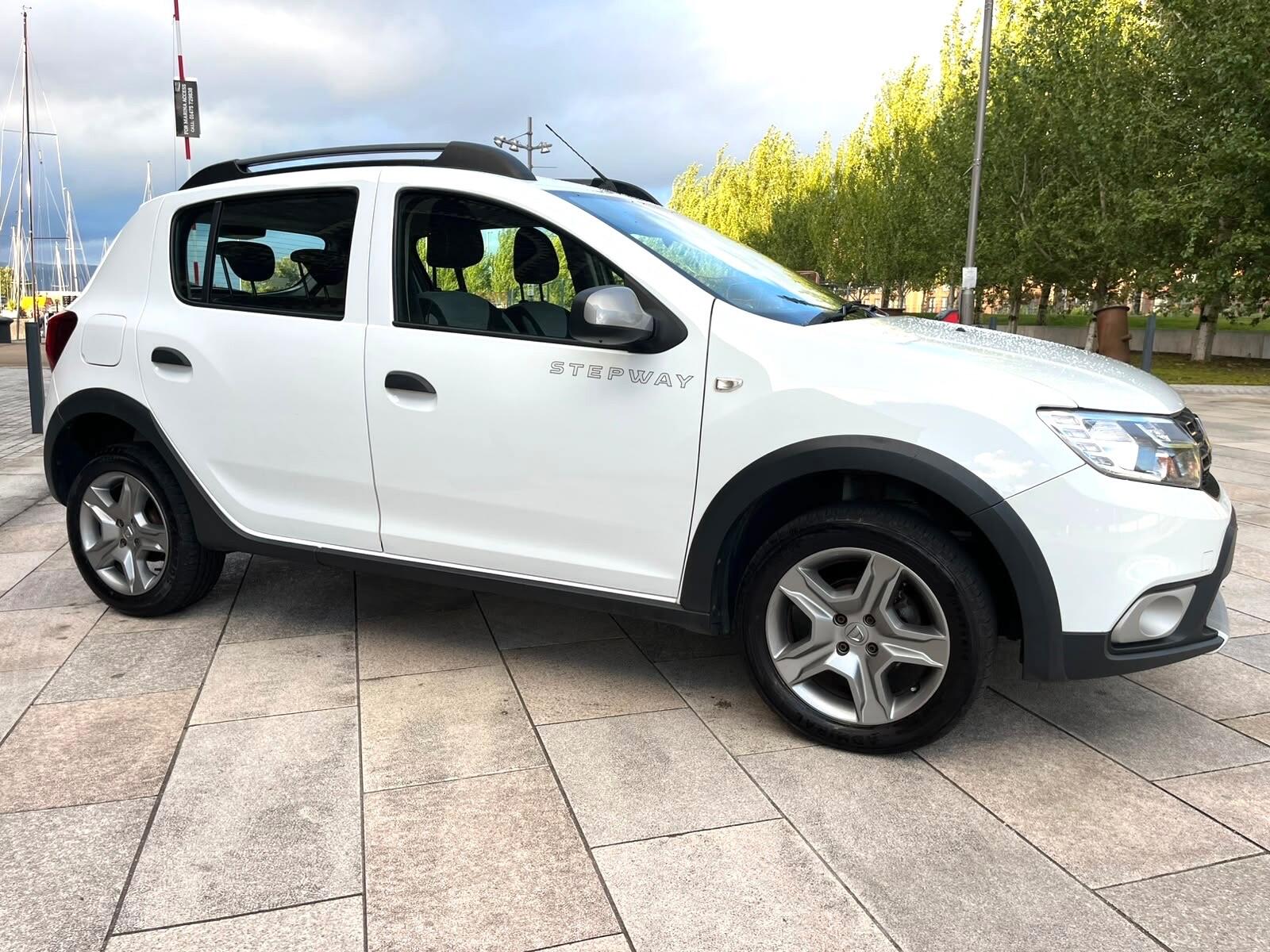 Dacia Sandero view 16