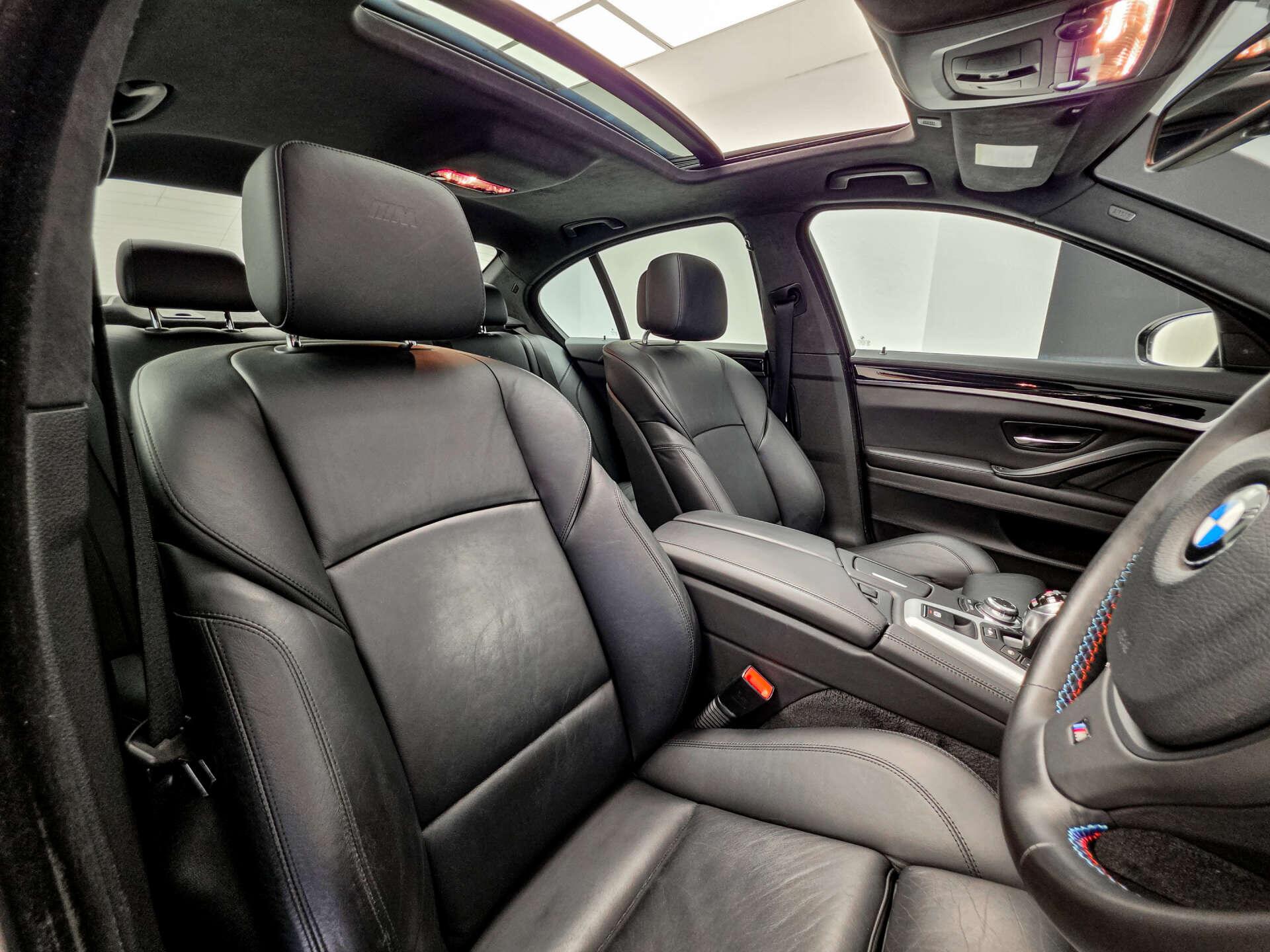 BMW M5 view 34