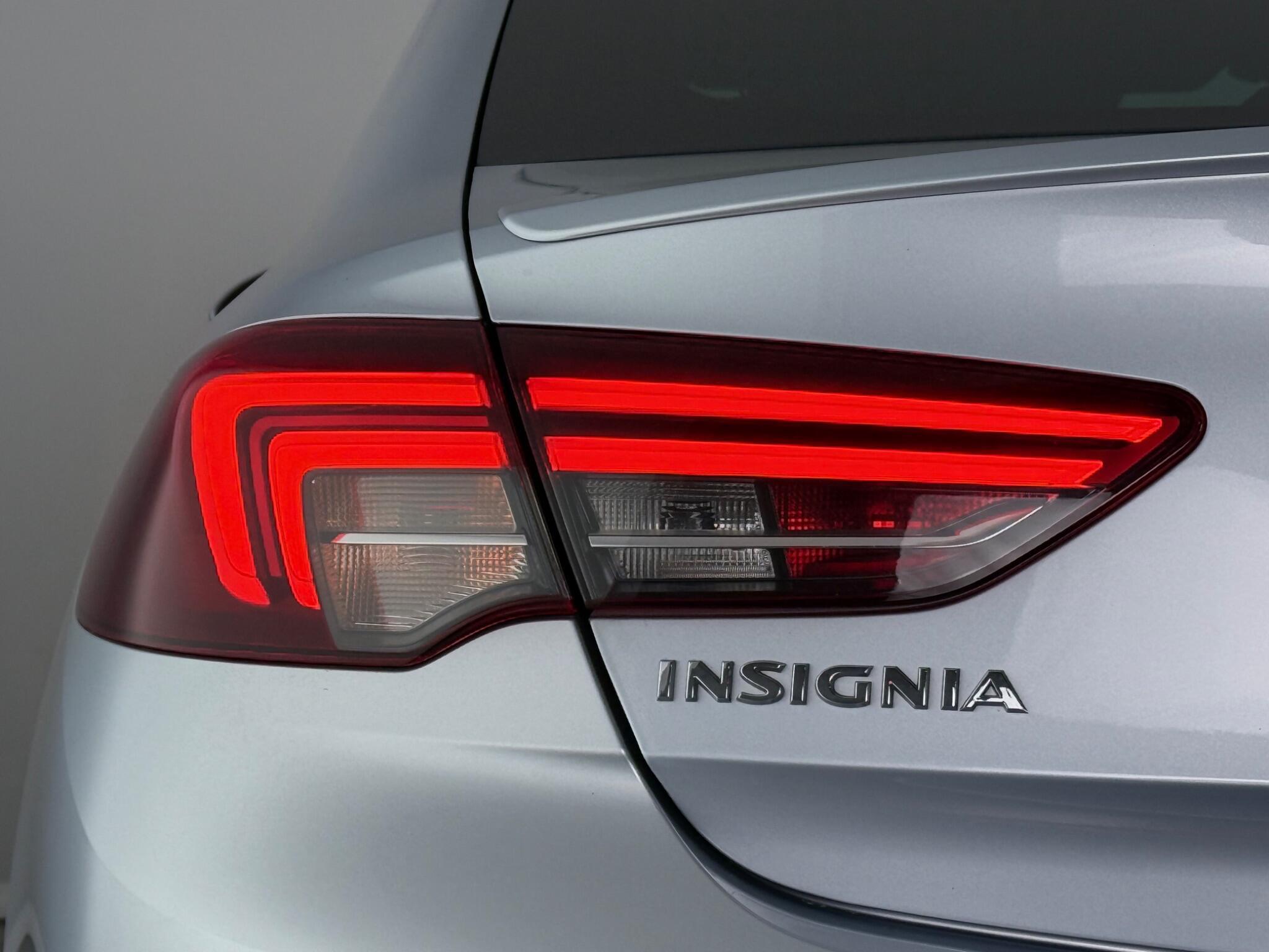 Vauxhall Insignia view 6