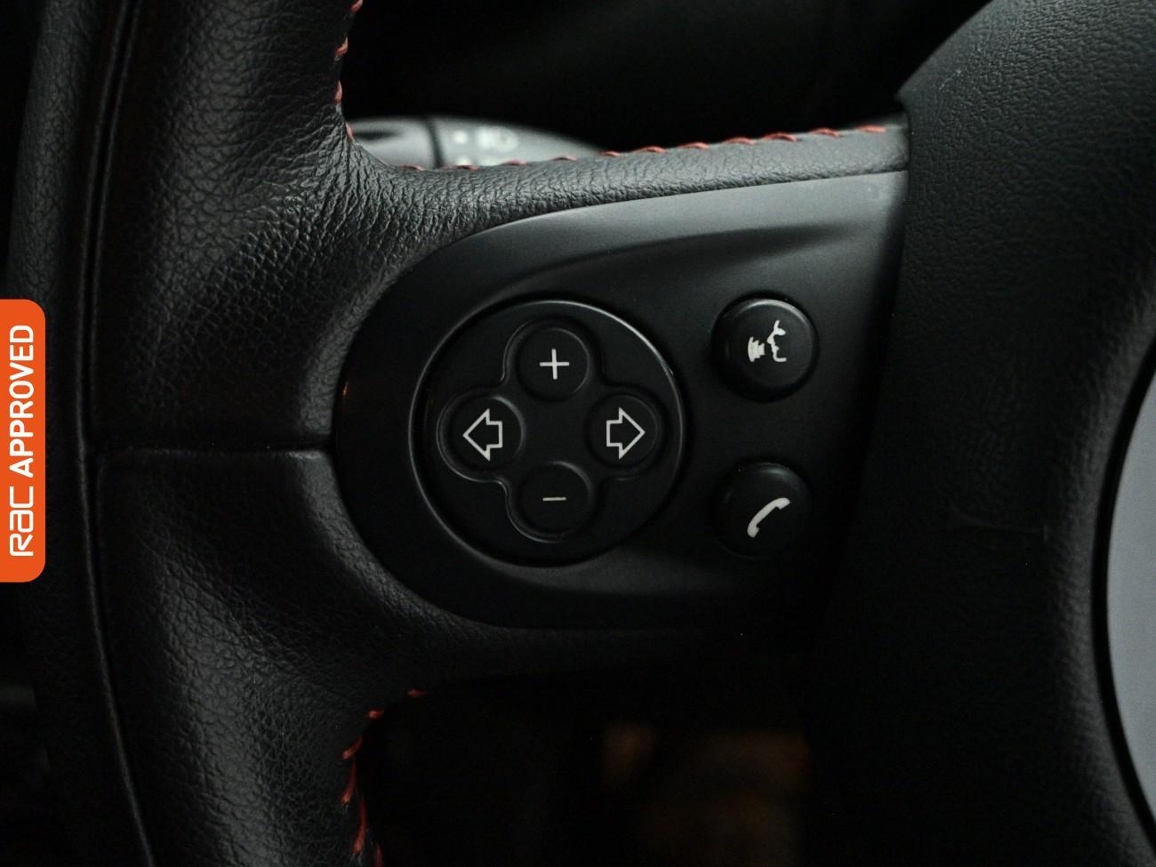 Mini Countryman view 18