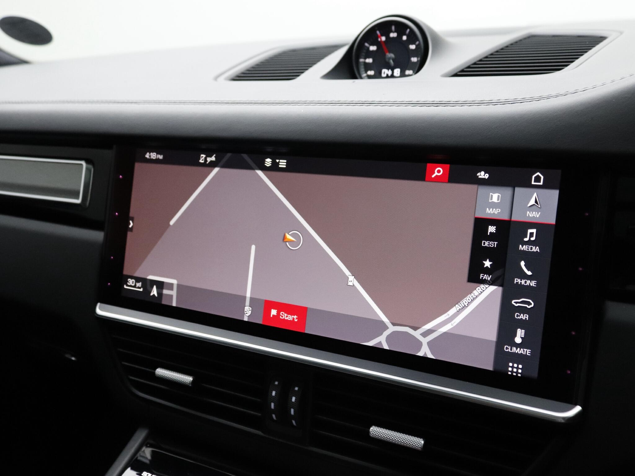 Porsche Cayenne view 34