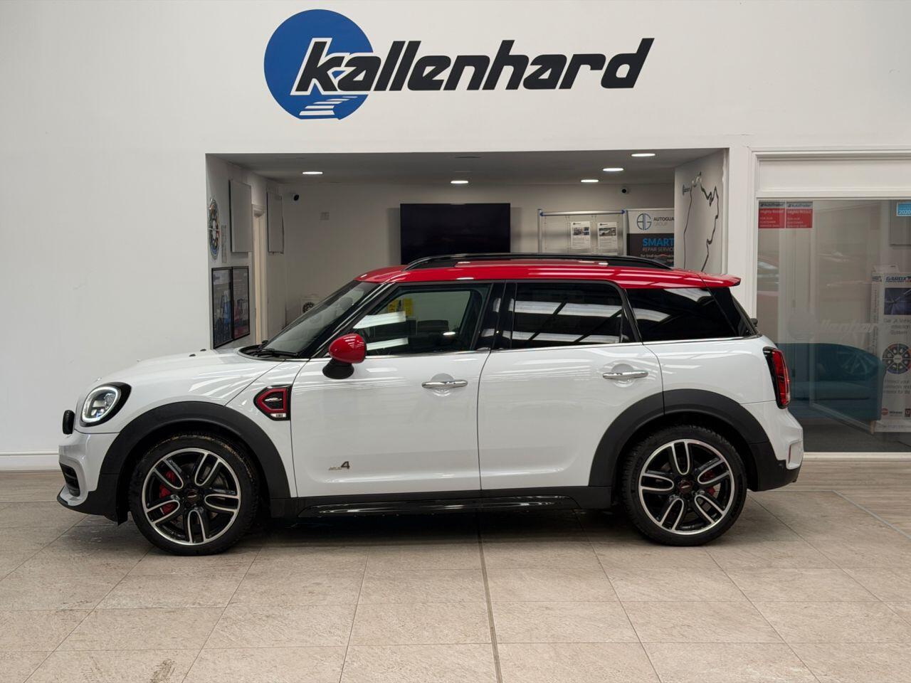 Mini Countryman view 3