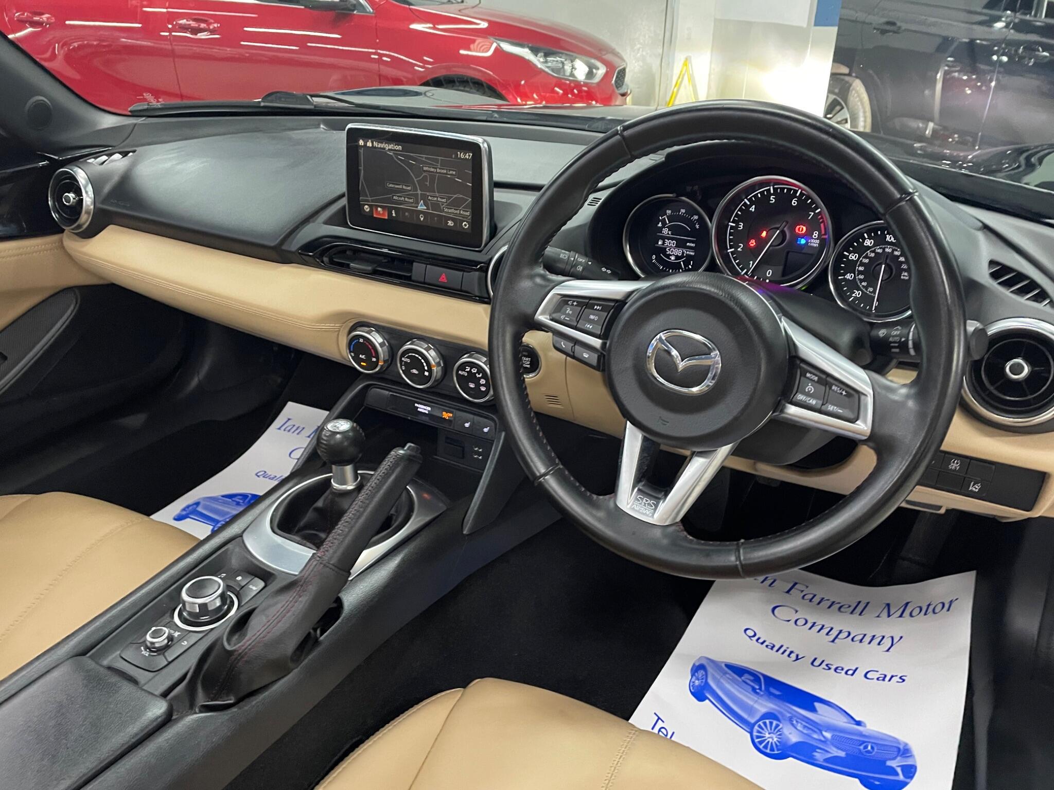 Mazda MX-5 view 12