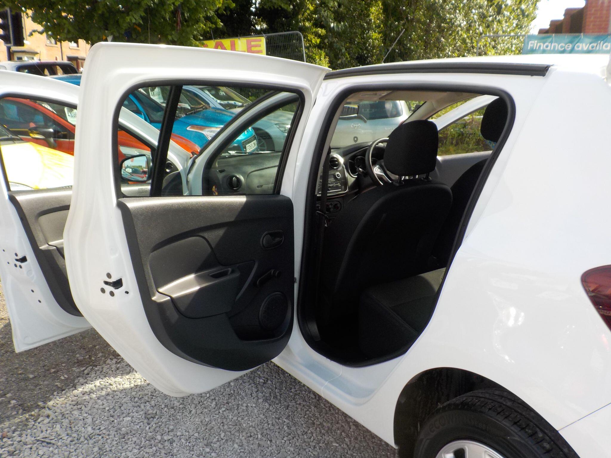 Dacia Sandero 1.0 SCe Ambiance Euro 6 5dr