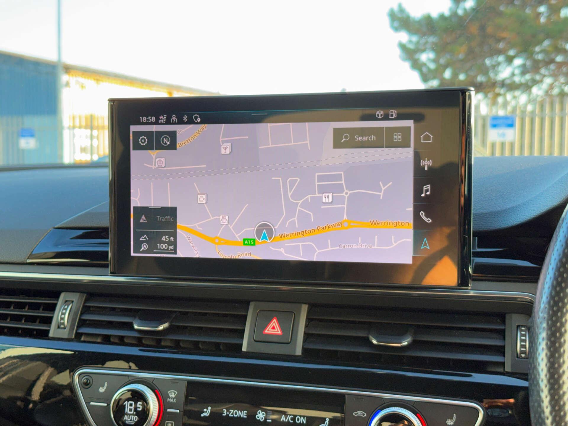 Audi A4 Avant view 73
