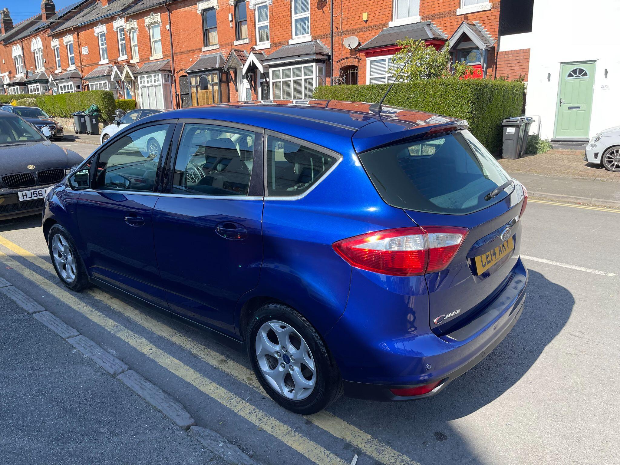 Ford C-Max view 15