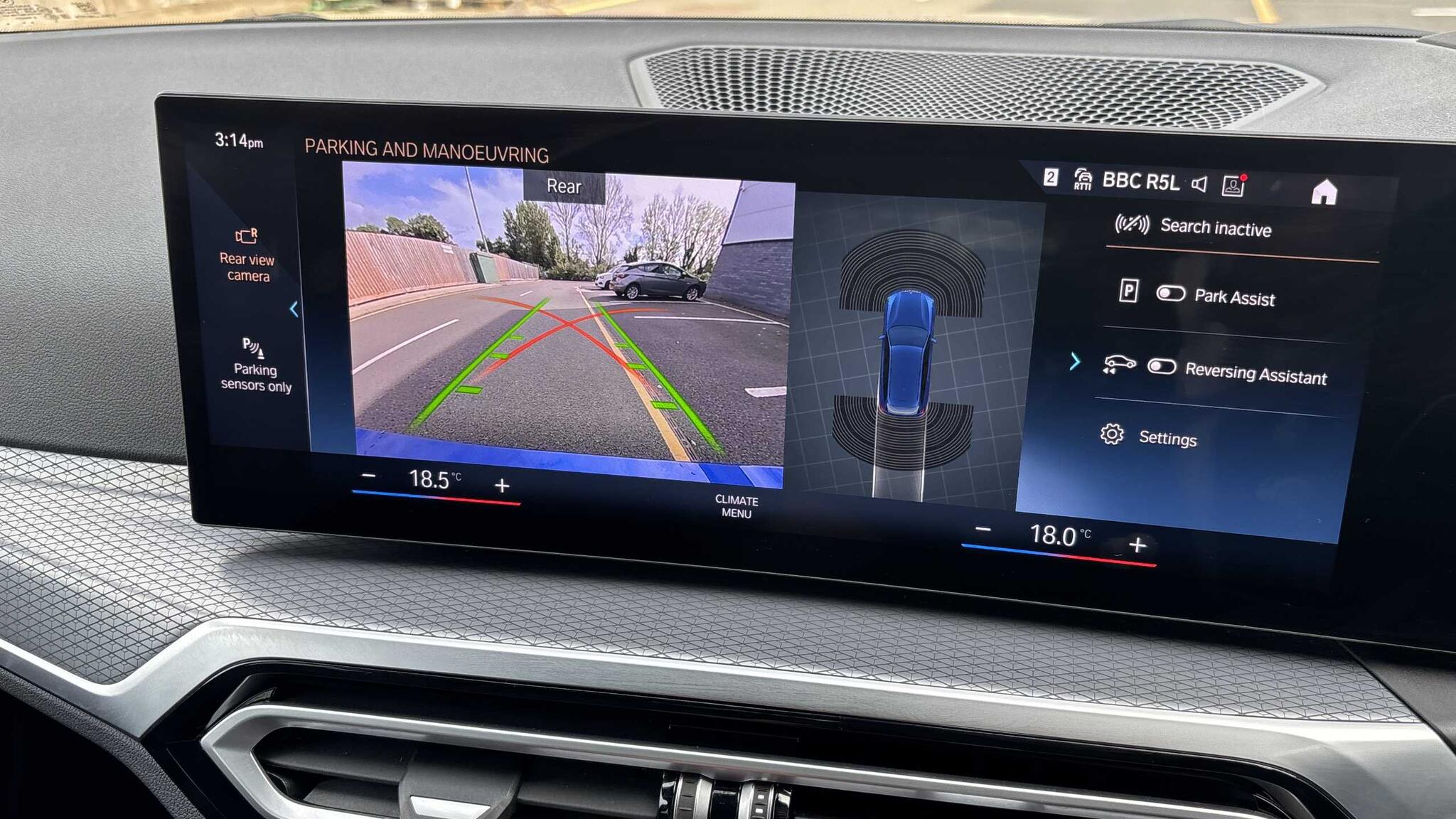 BMW 3 Series view 35
