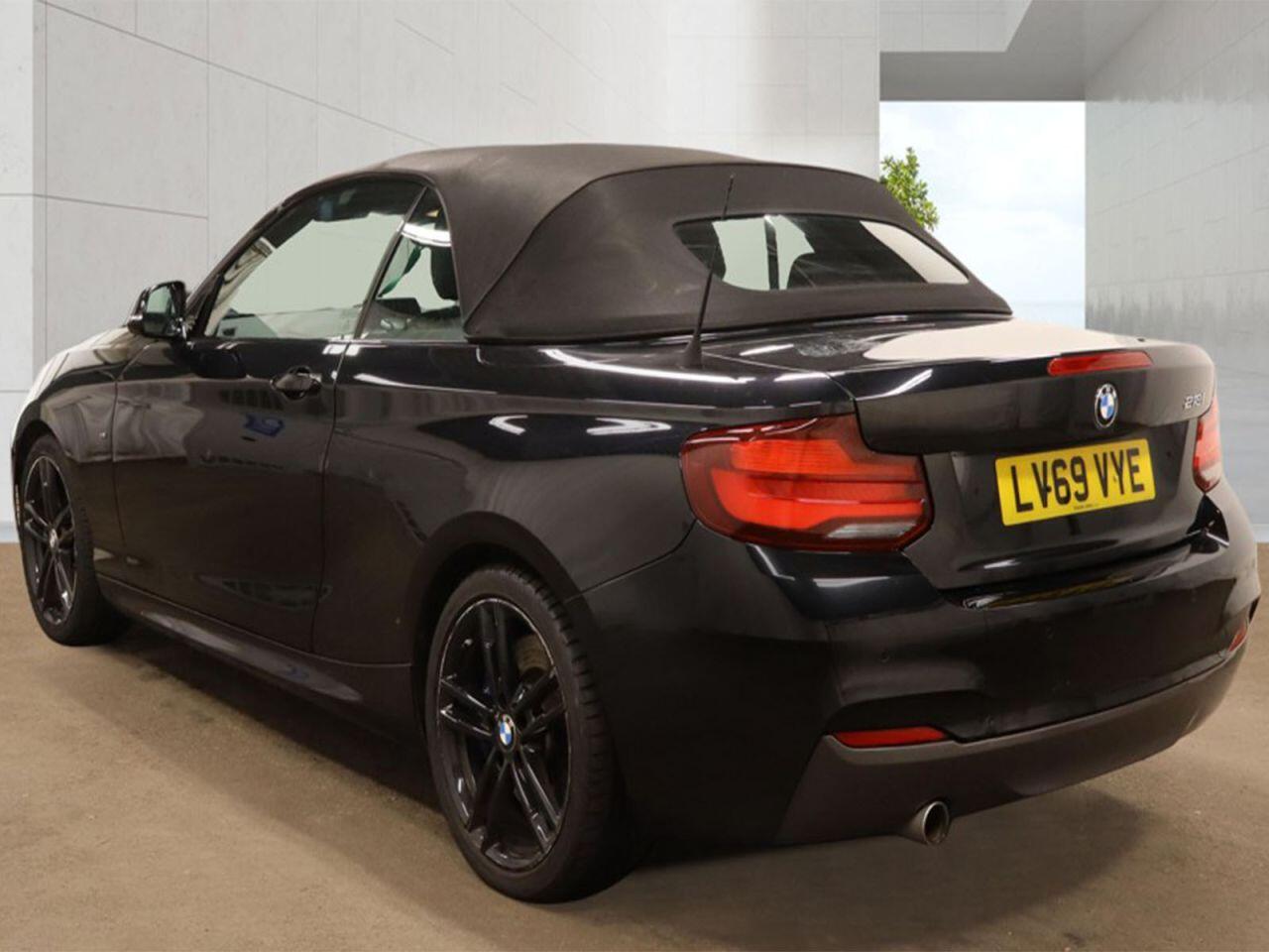 BMW 2 Series view 3