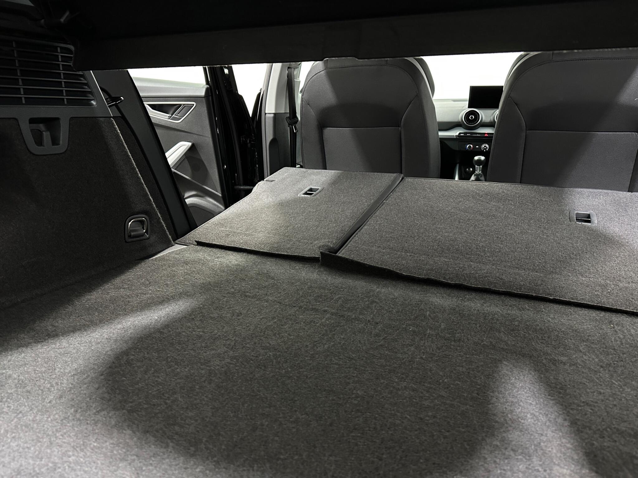 Audi Q2 view 45