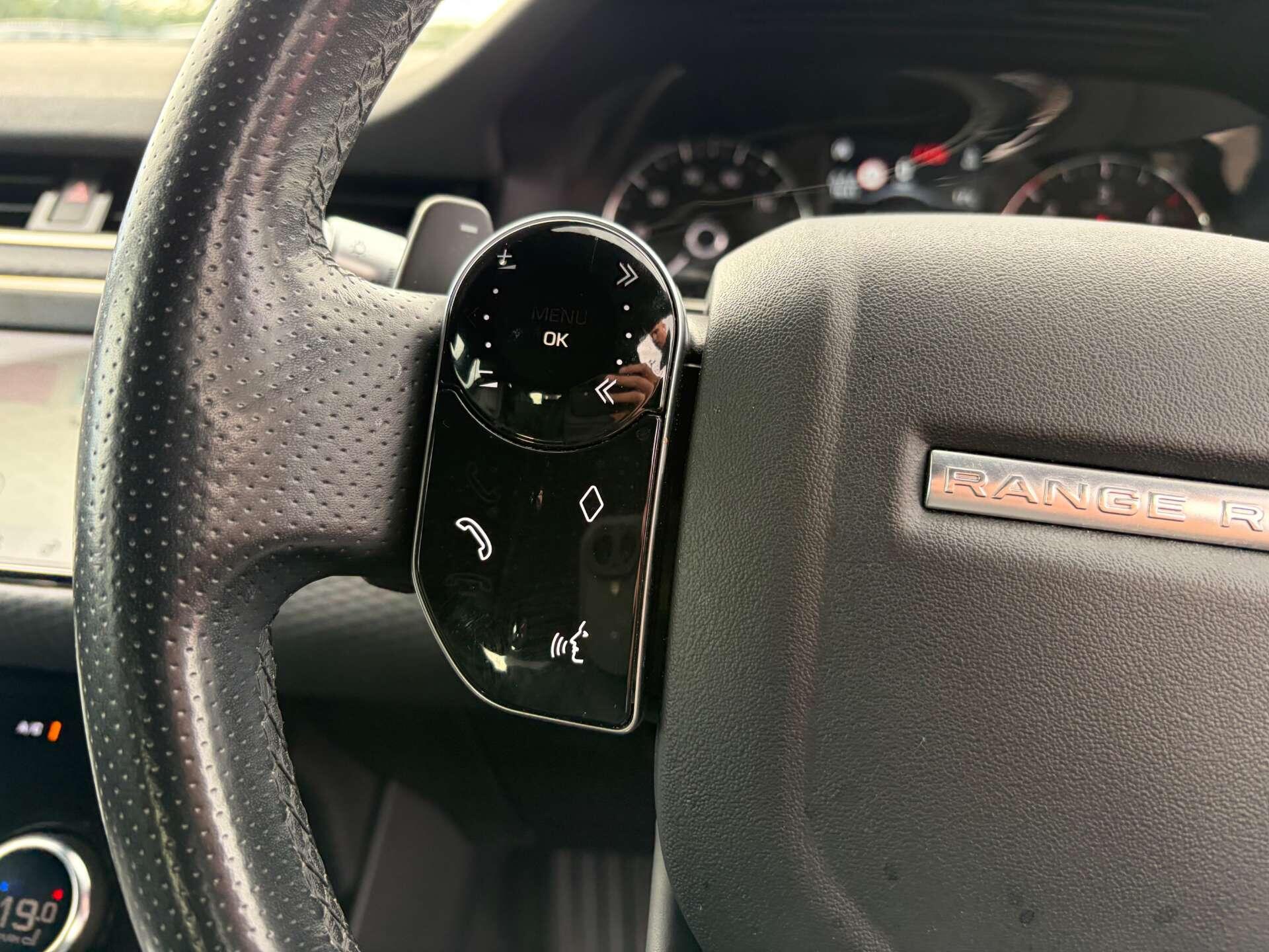 Land Rover Range Rover Evoque view 38