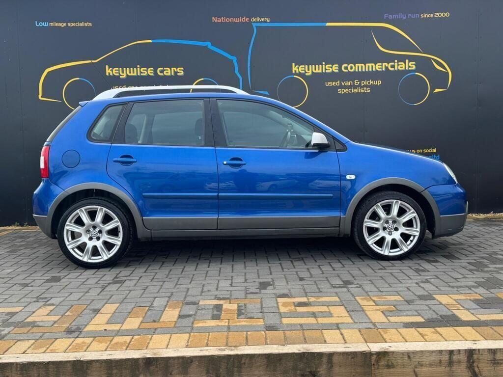 Volkswagen Polo view 6
