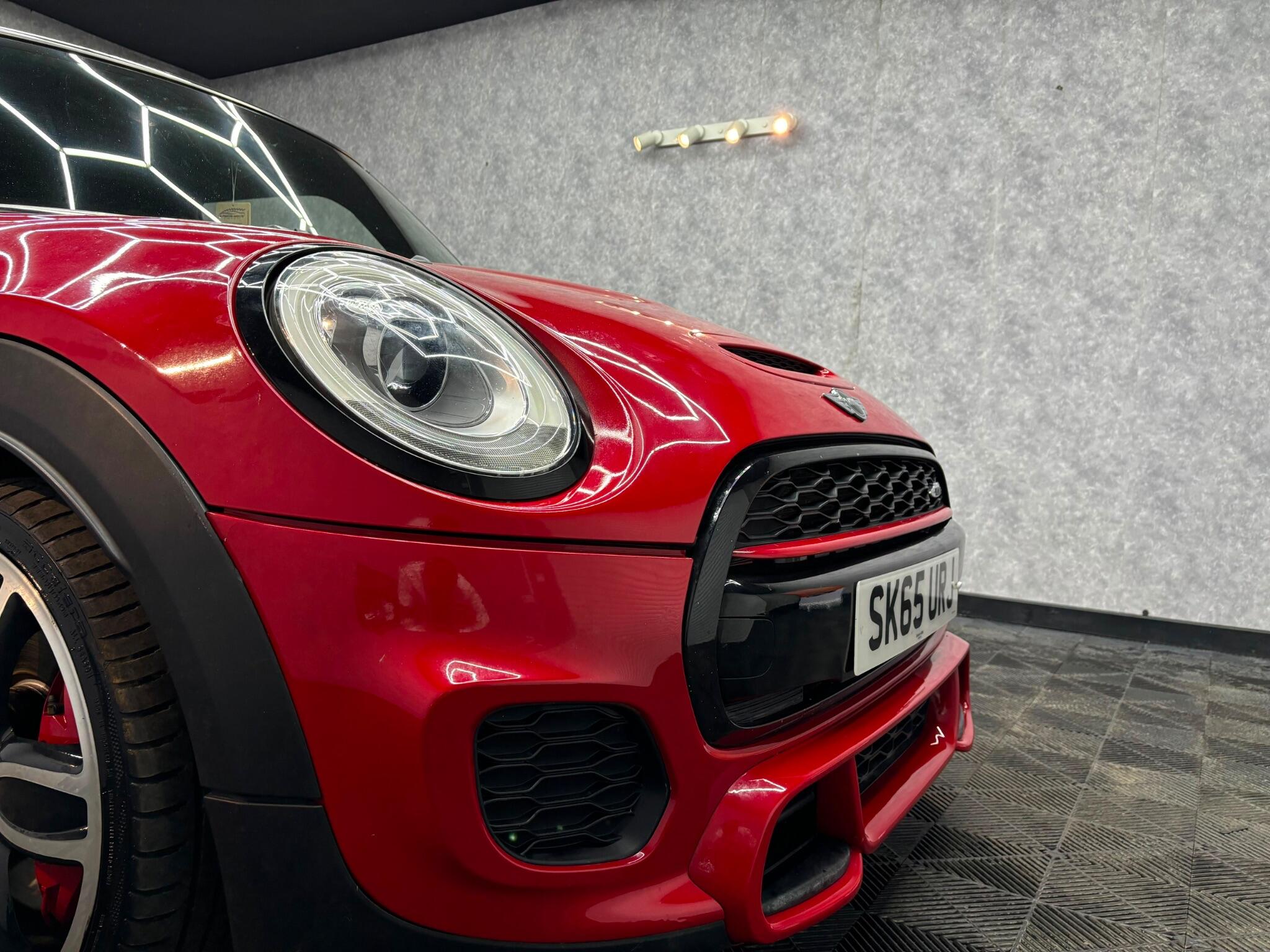 Mini Cooper view 22