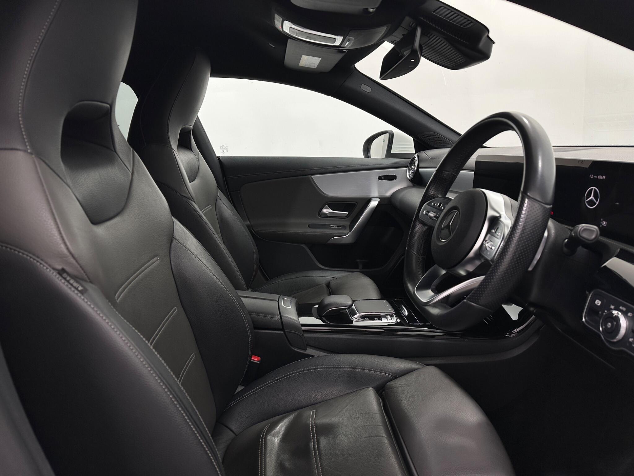 Mercedes-Benz Cla view 34