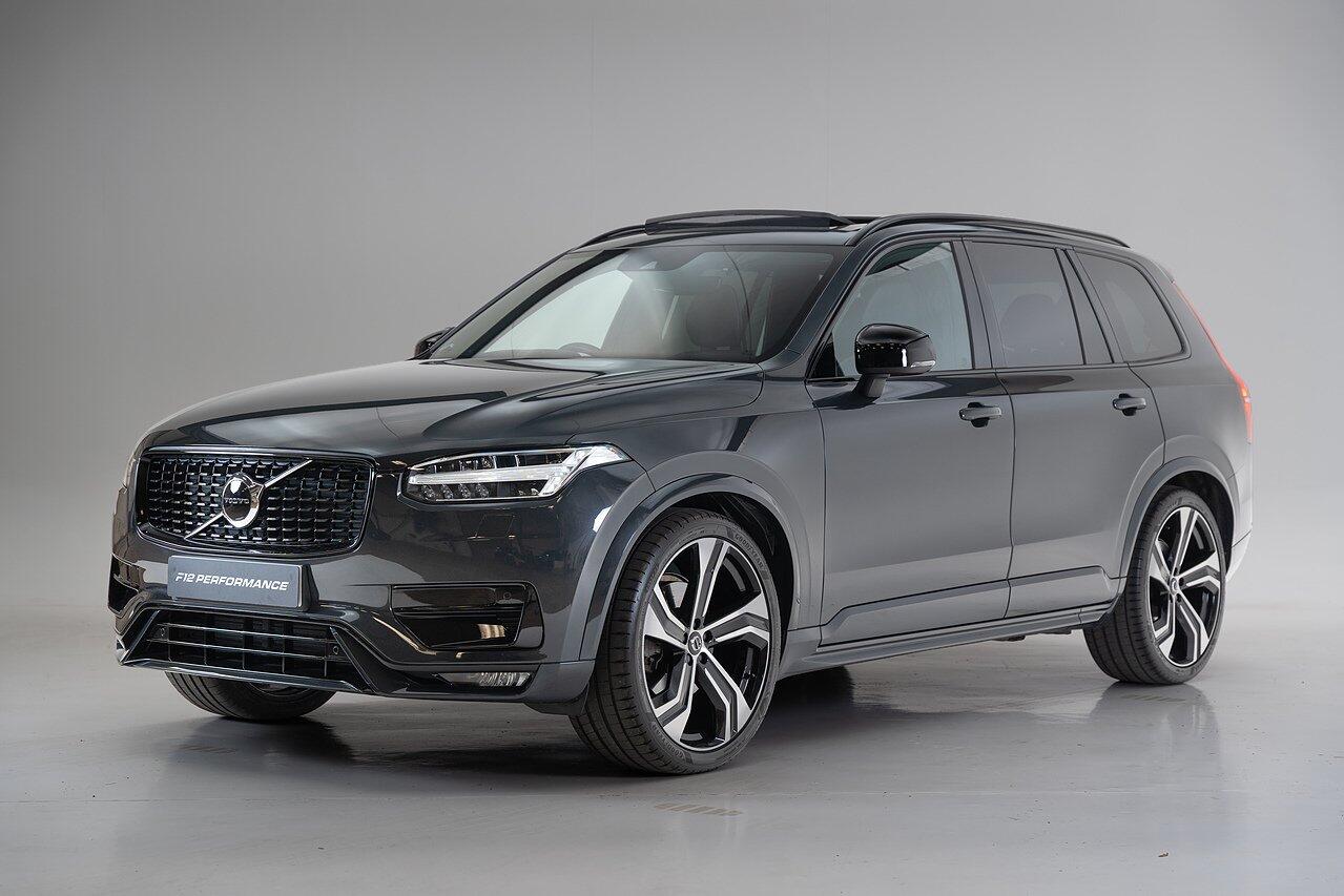 Volvo XC90 view 11