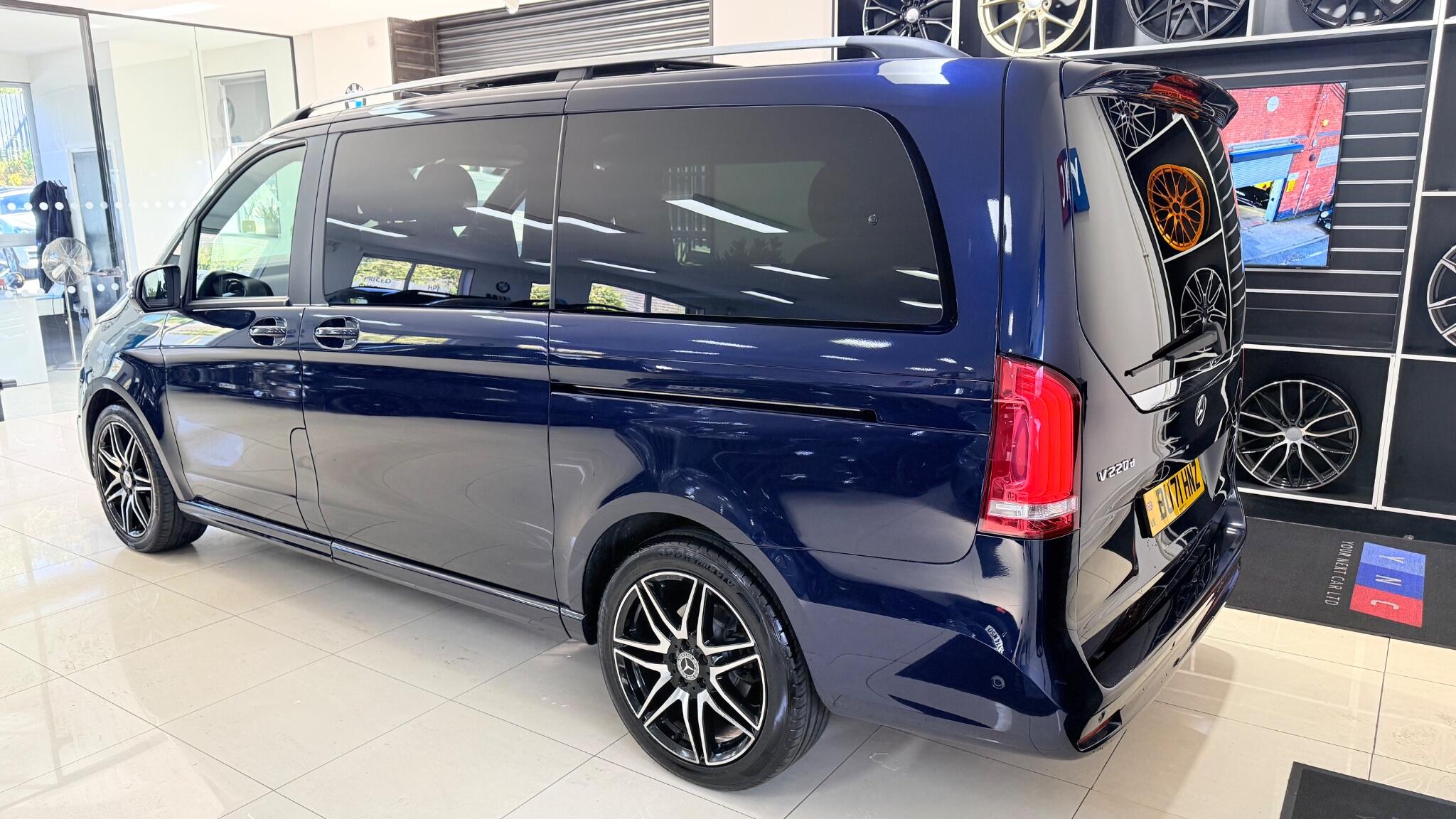 Mercedes-Benz V-Class view 58