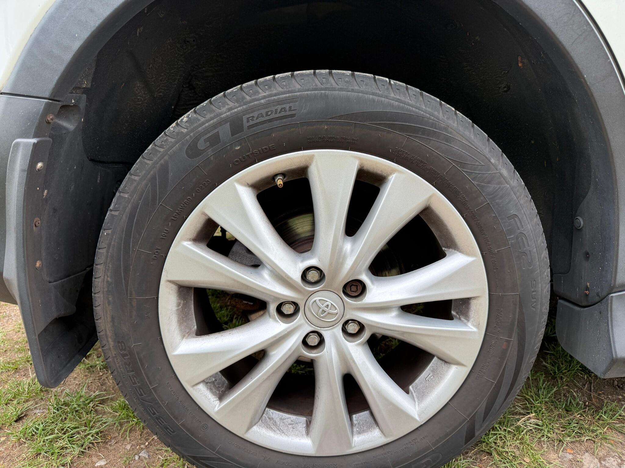 Toyota Rav4 view 22