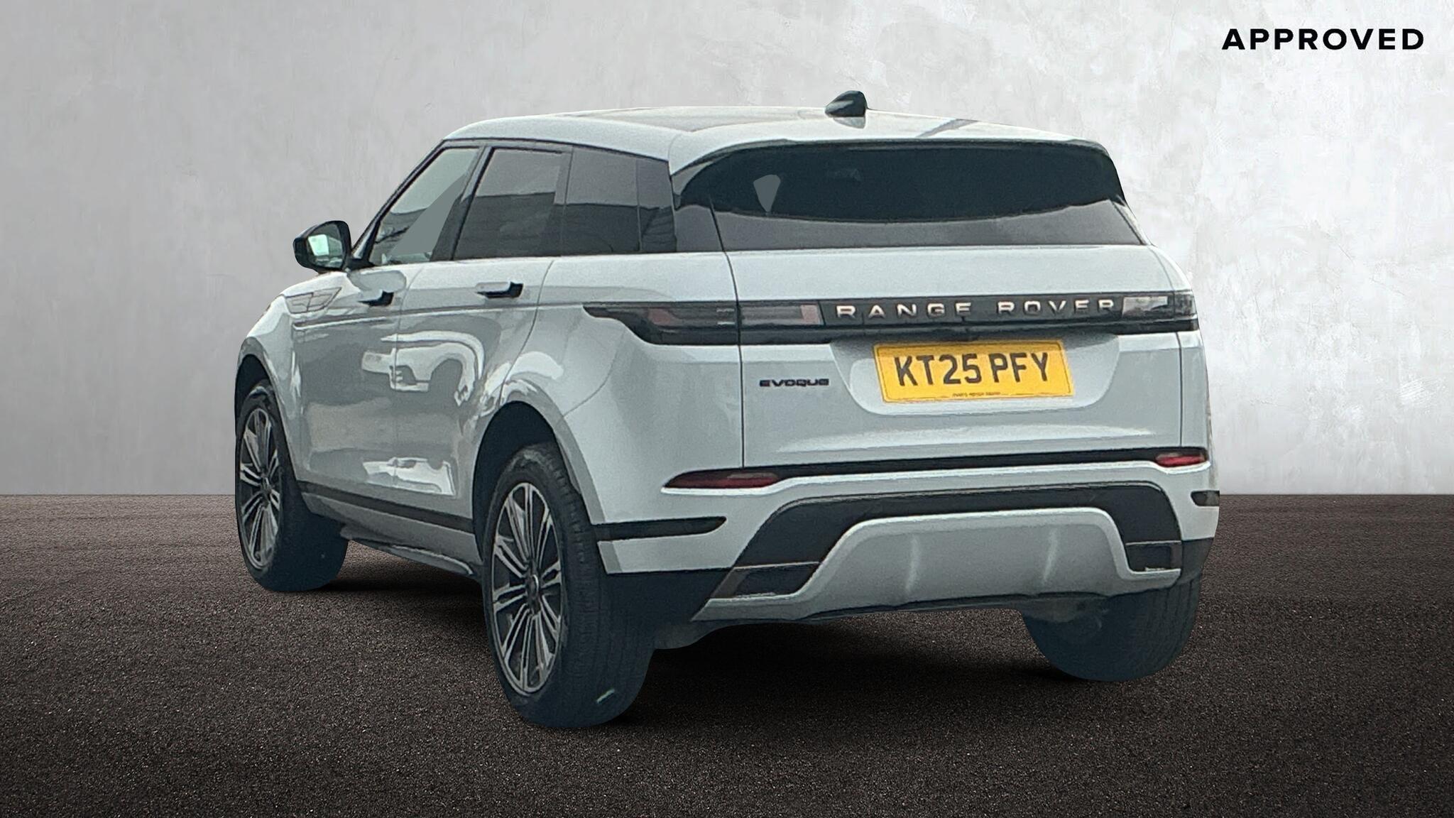 Land Rover Range Rover Evoque view 2