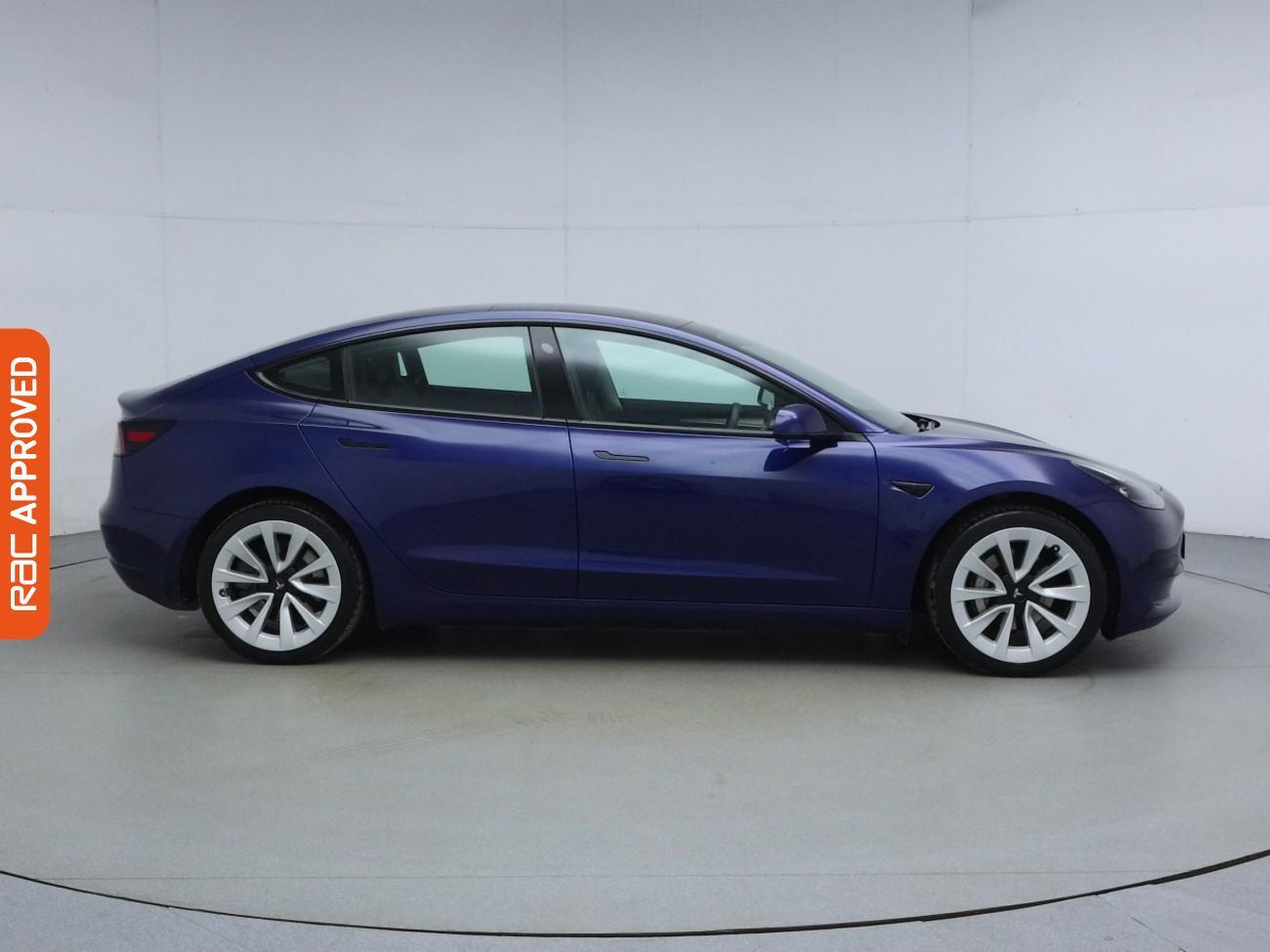Tesla Model 3 view 7