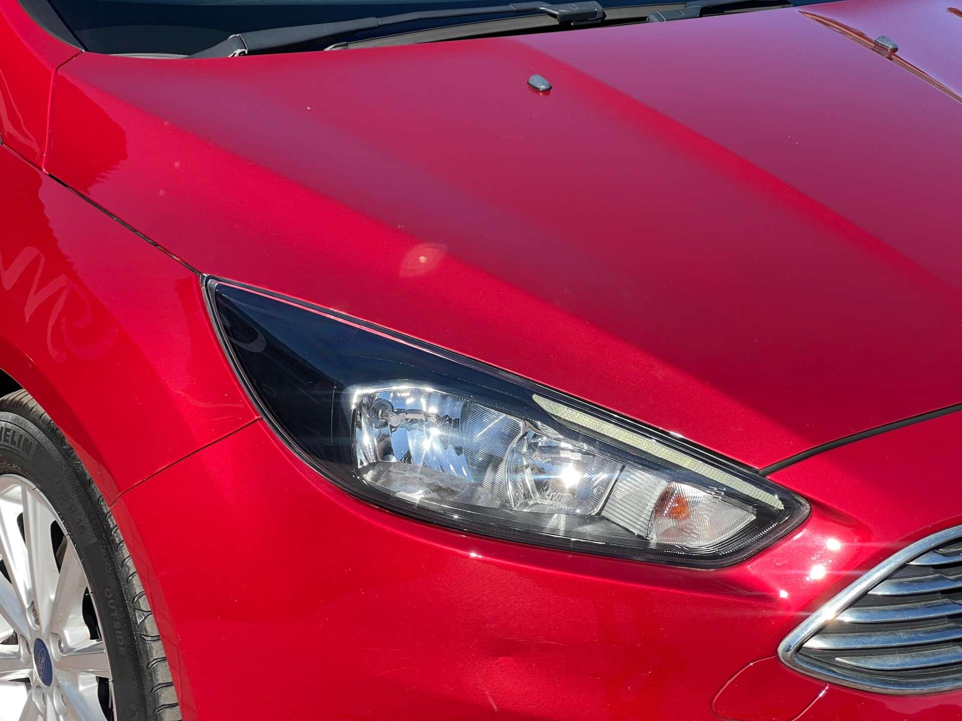 Ford Focus view 7