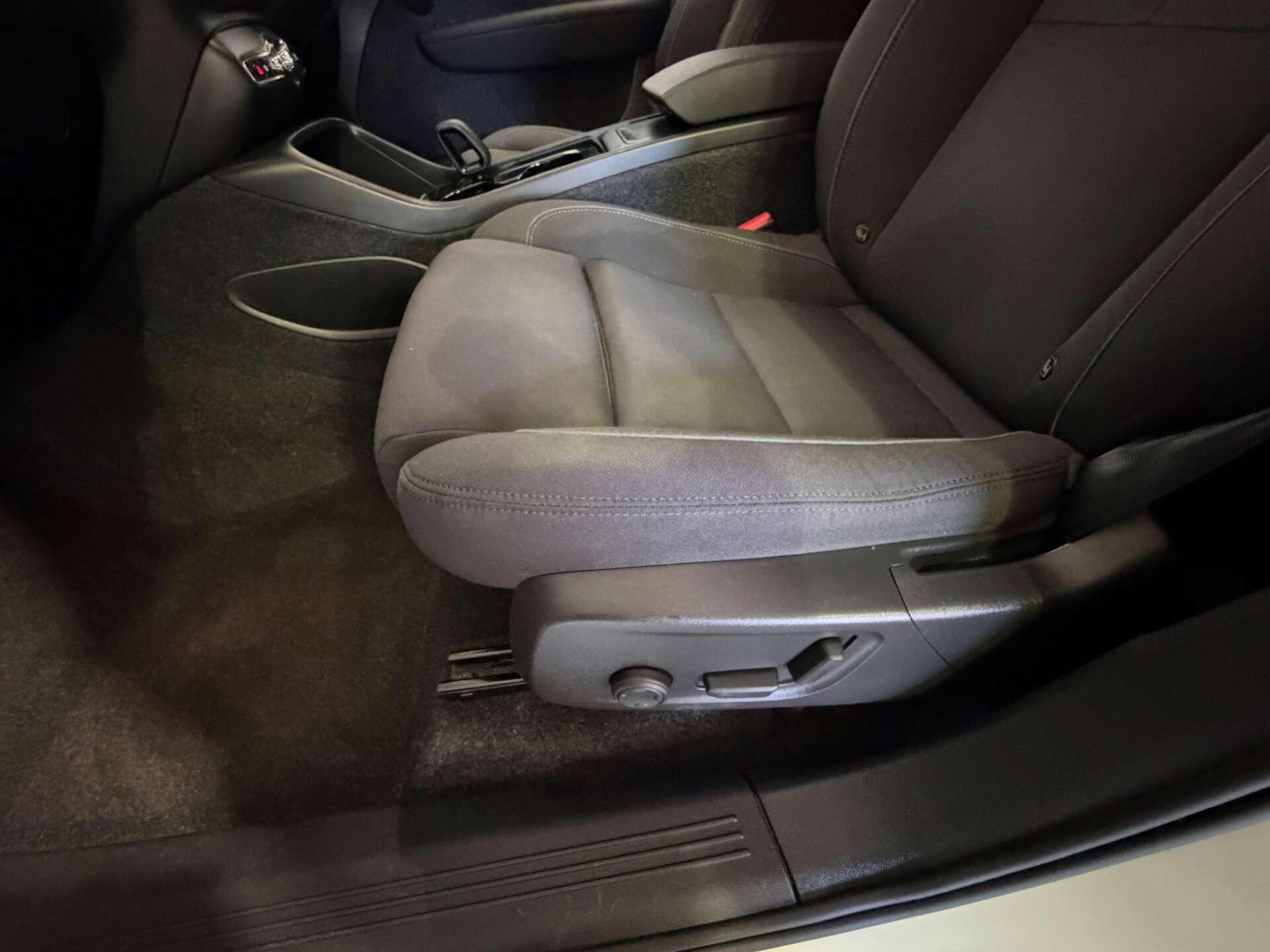 Volvo XC40 view 58