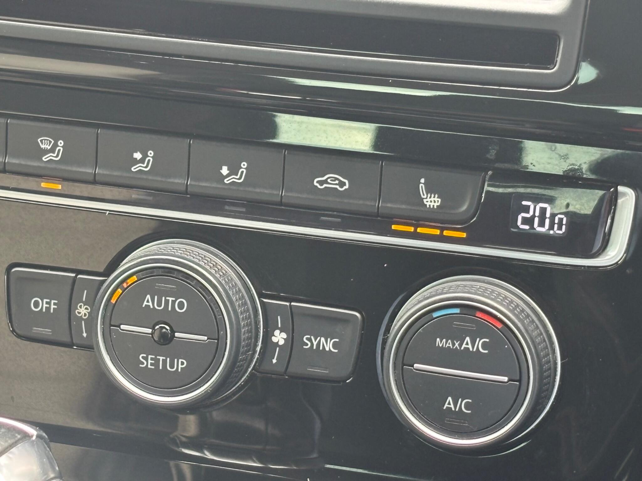 Volkswagen Golf view 36