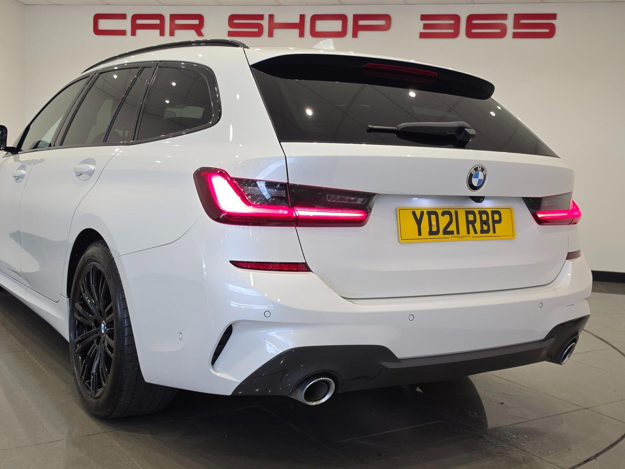 BMW 3 Series view 58