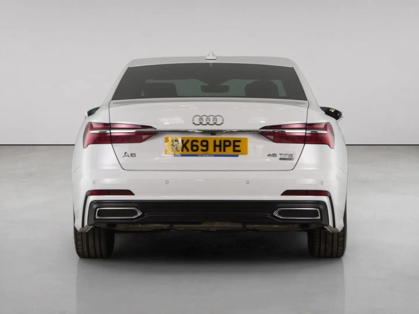 Audi A6 view 7