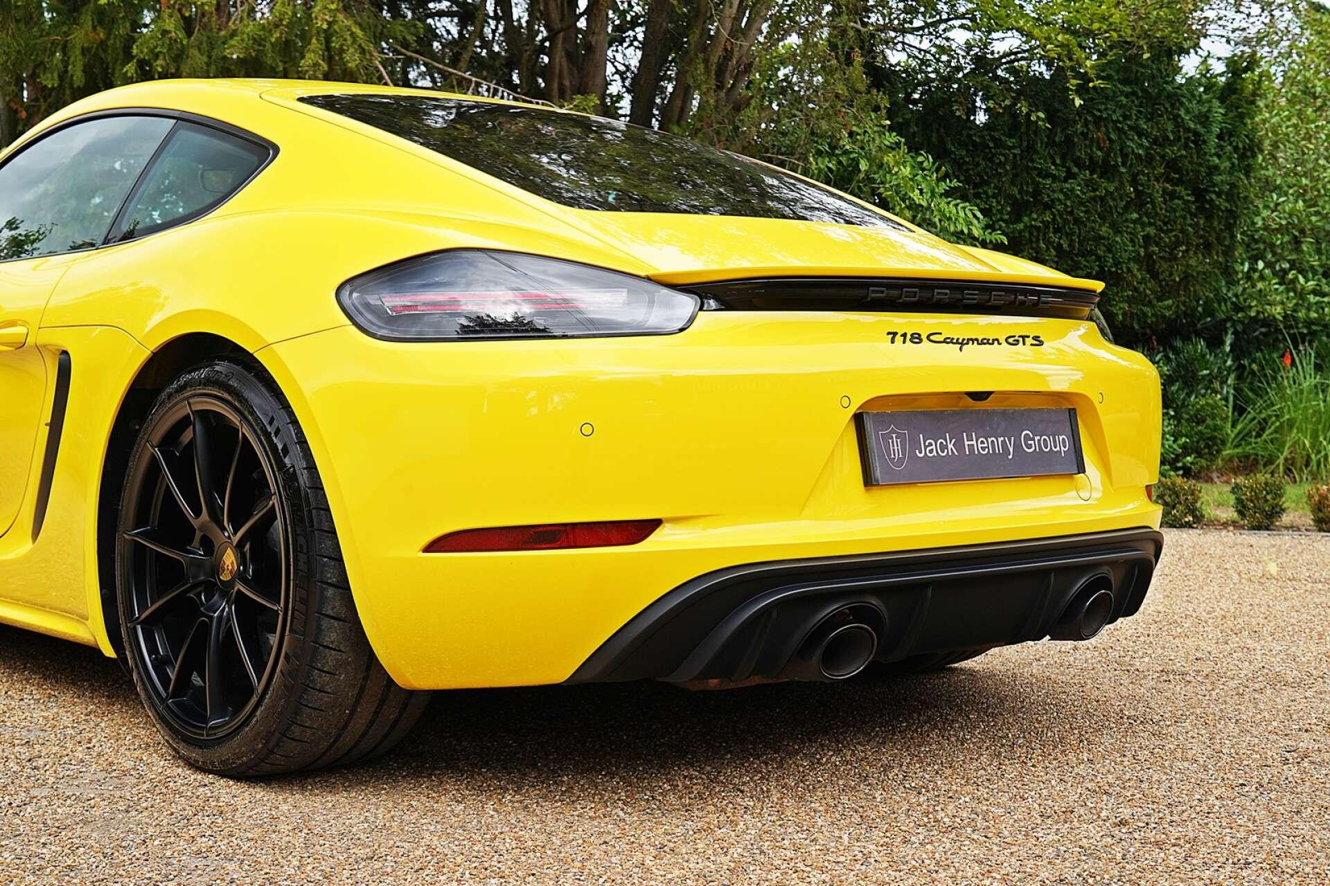 Porsche Cayman view 4