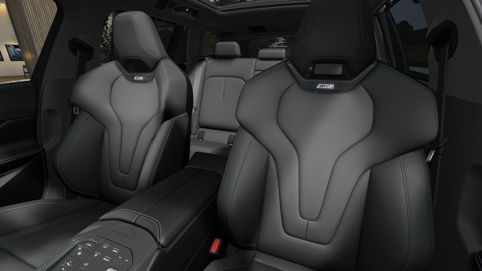 BMW M5 view 10