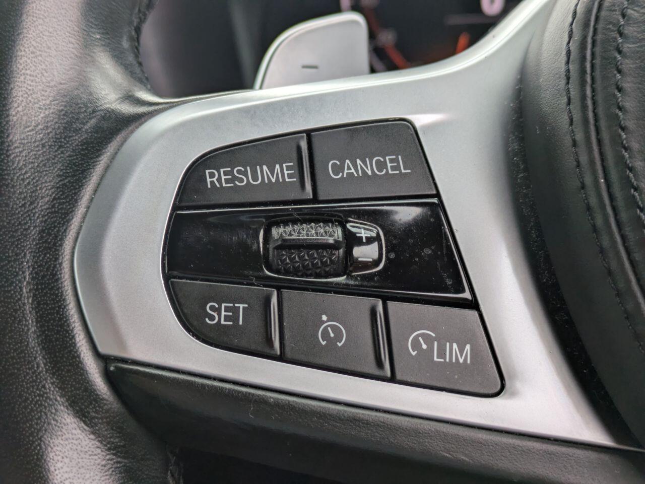 BMW 3 Series view 13