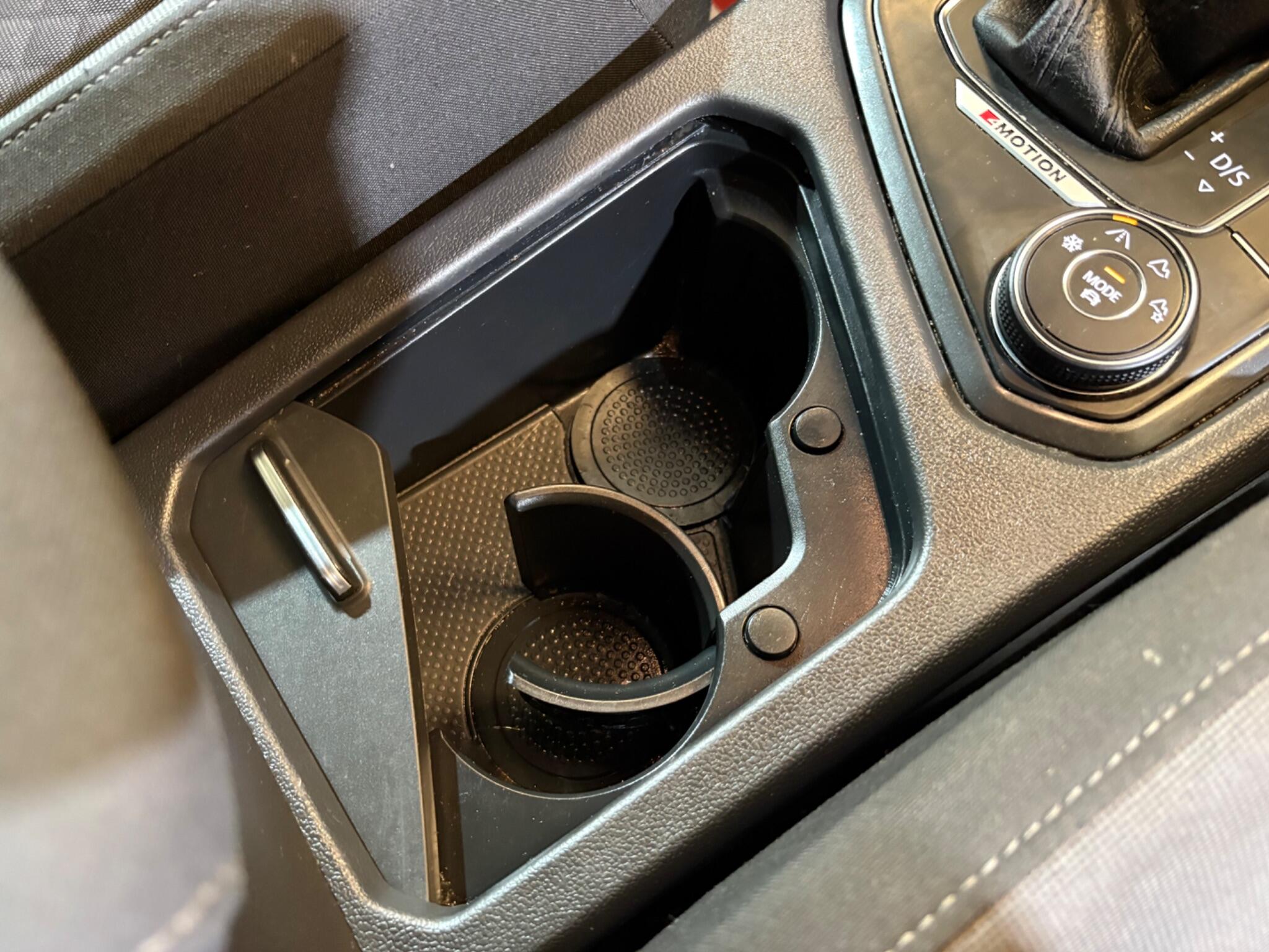 Volkswagen Tiguan view 22