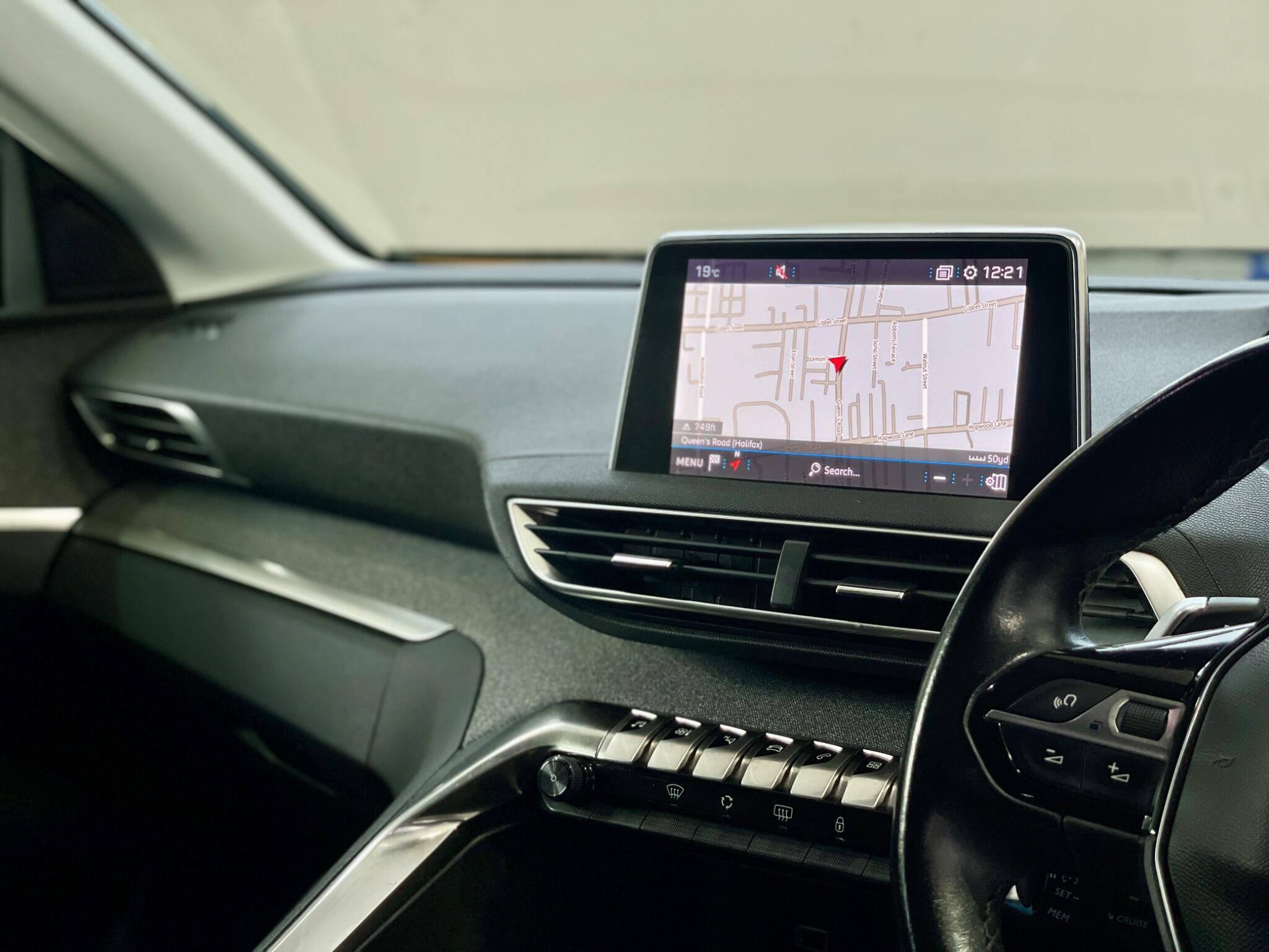 Peugeot 3008 view 37