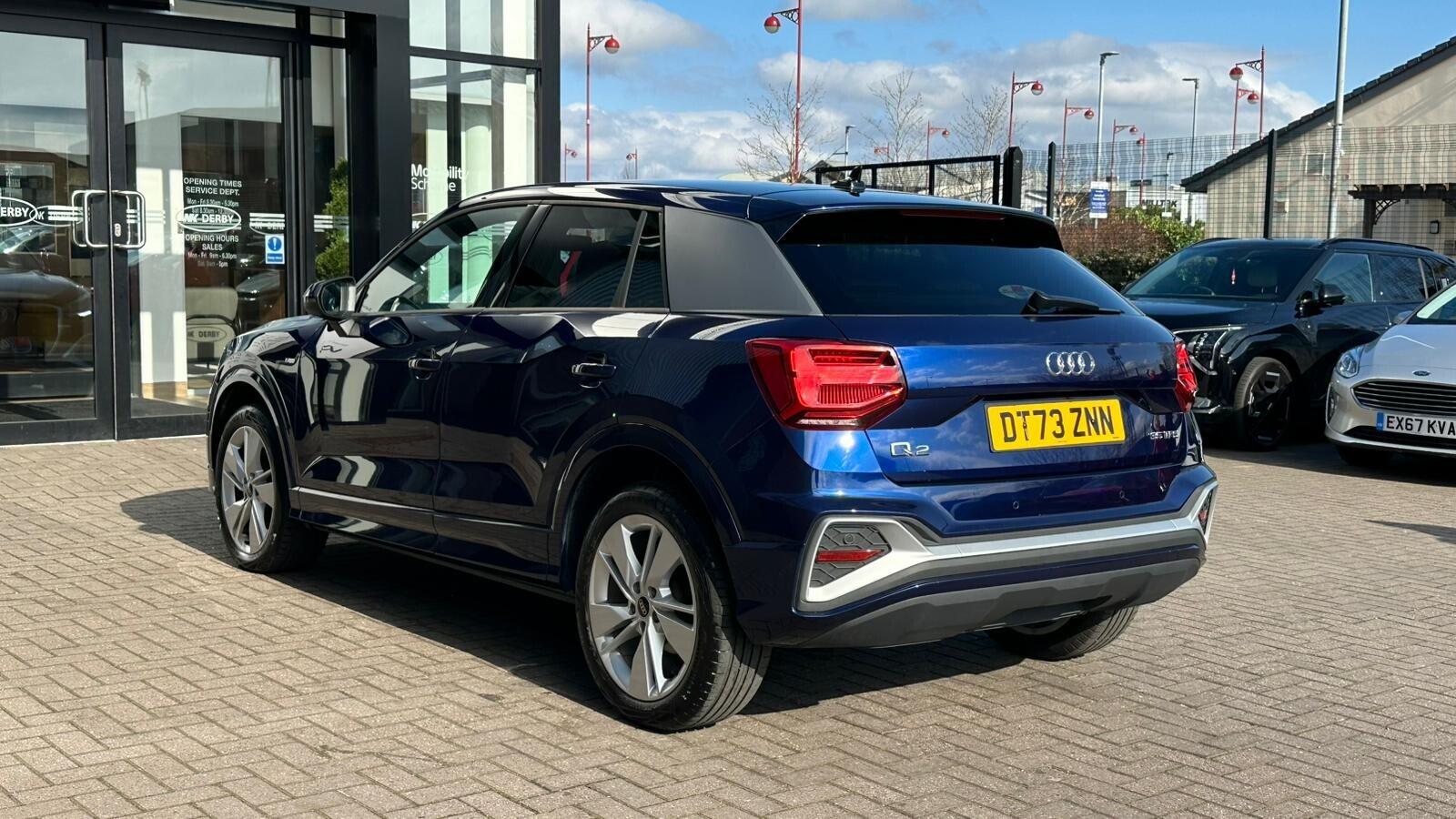 Audi Q2 view 11