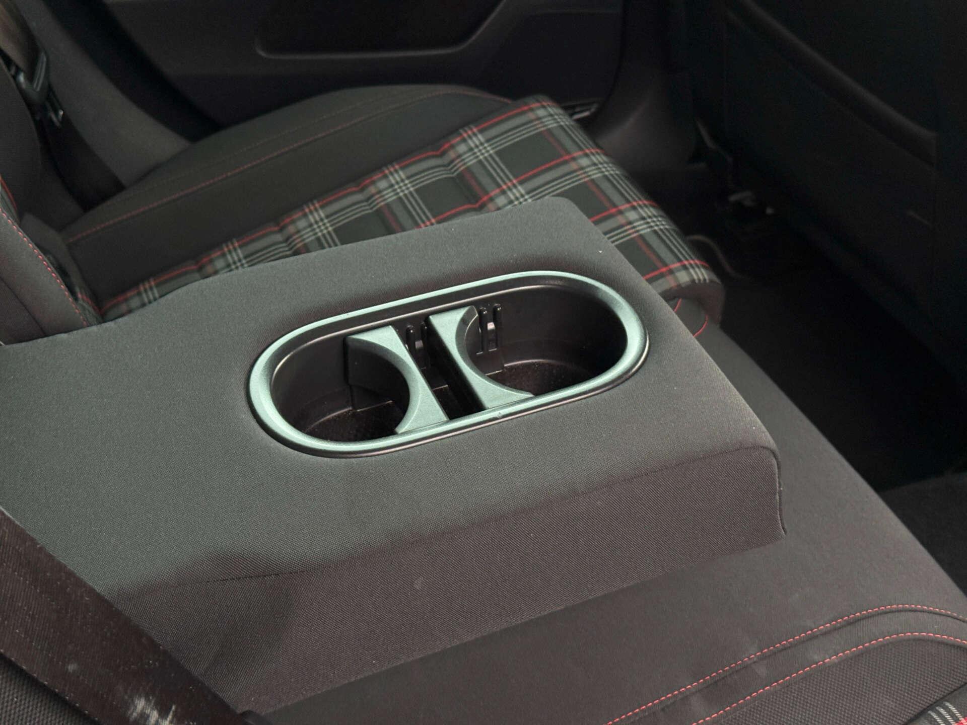 Volkswagen Golf view 32