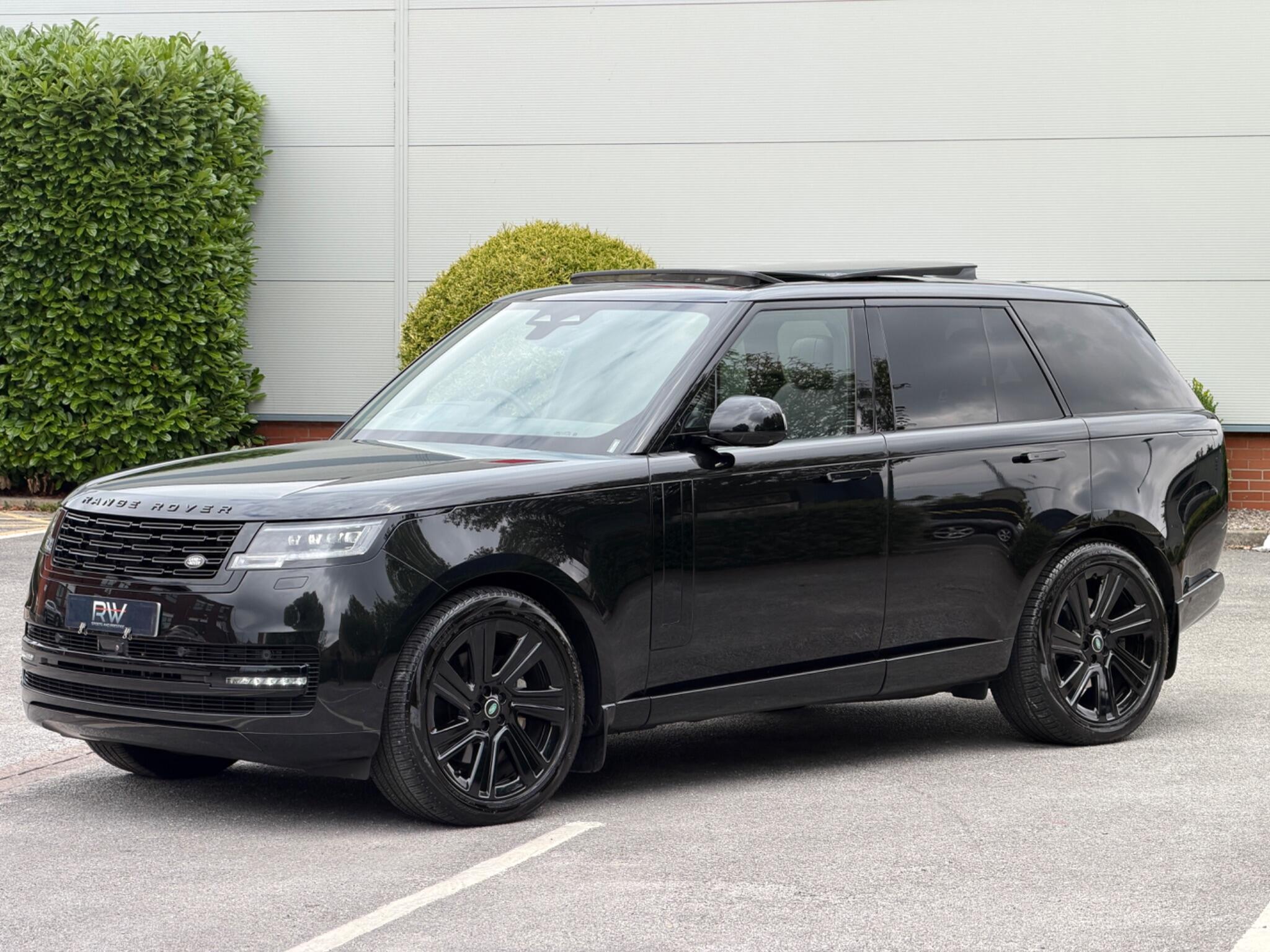 Land Rover Range Rover view 23