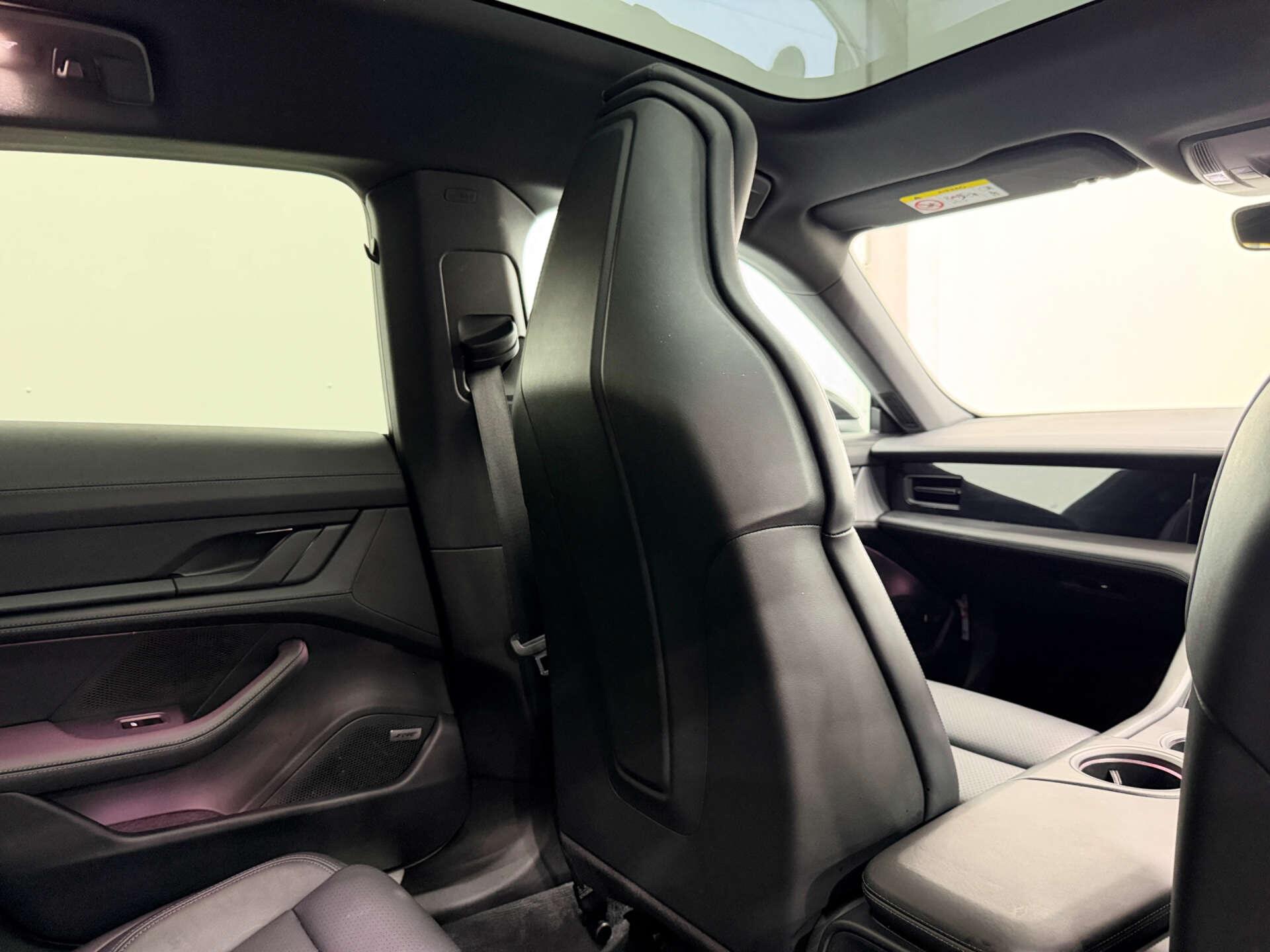 Porsche Taycan view 16