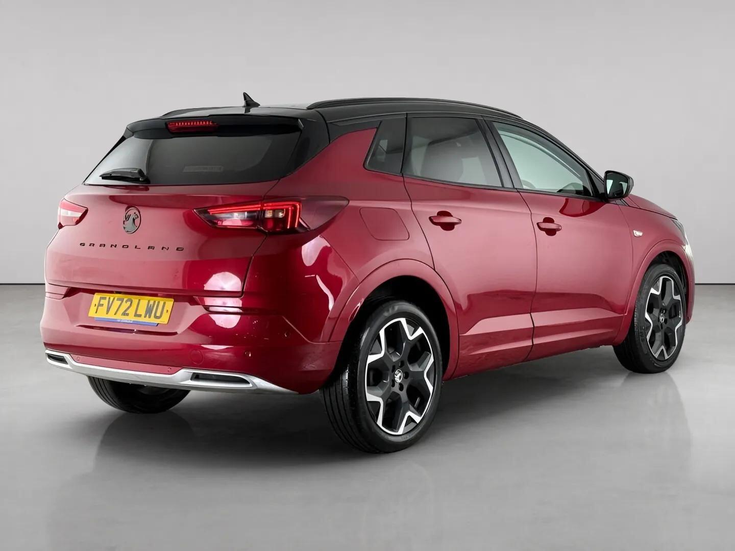 Vauxhall Grandland view 8