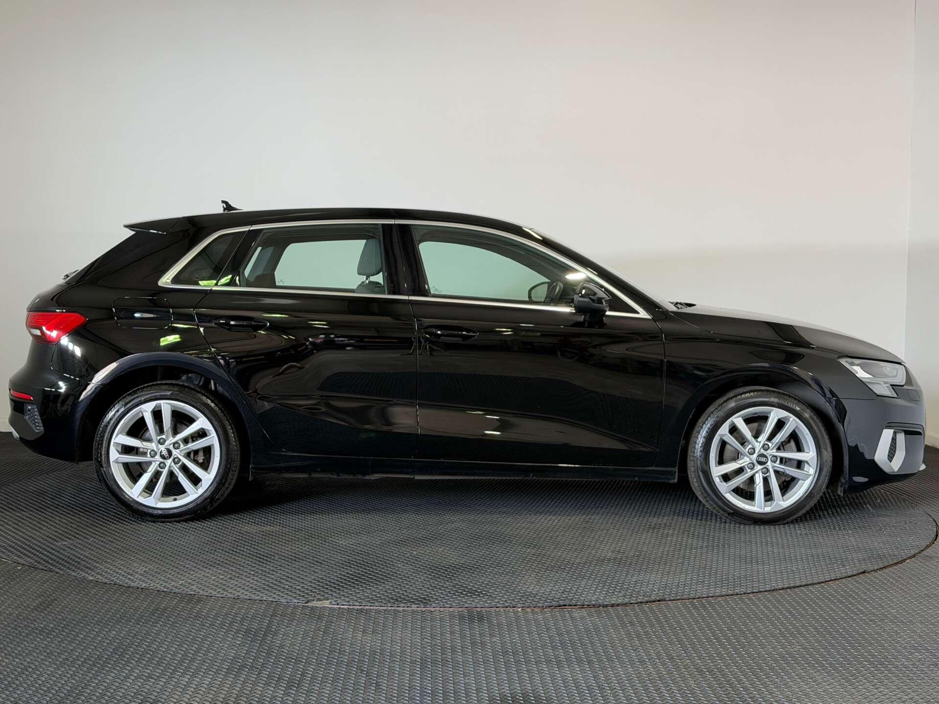 Audi A3 view 8